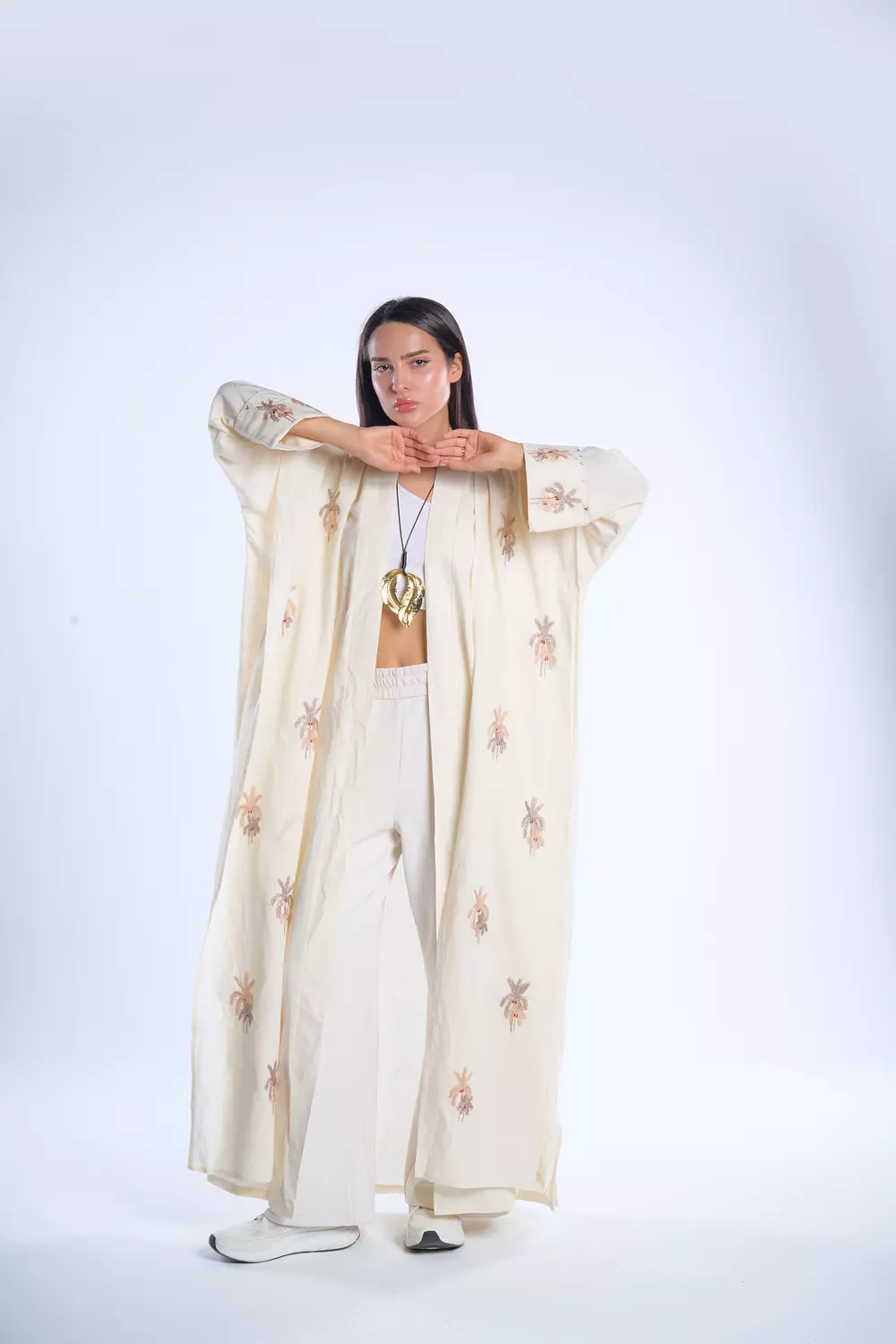  cardigan handmade embroidered  image