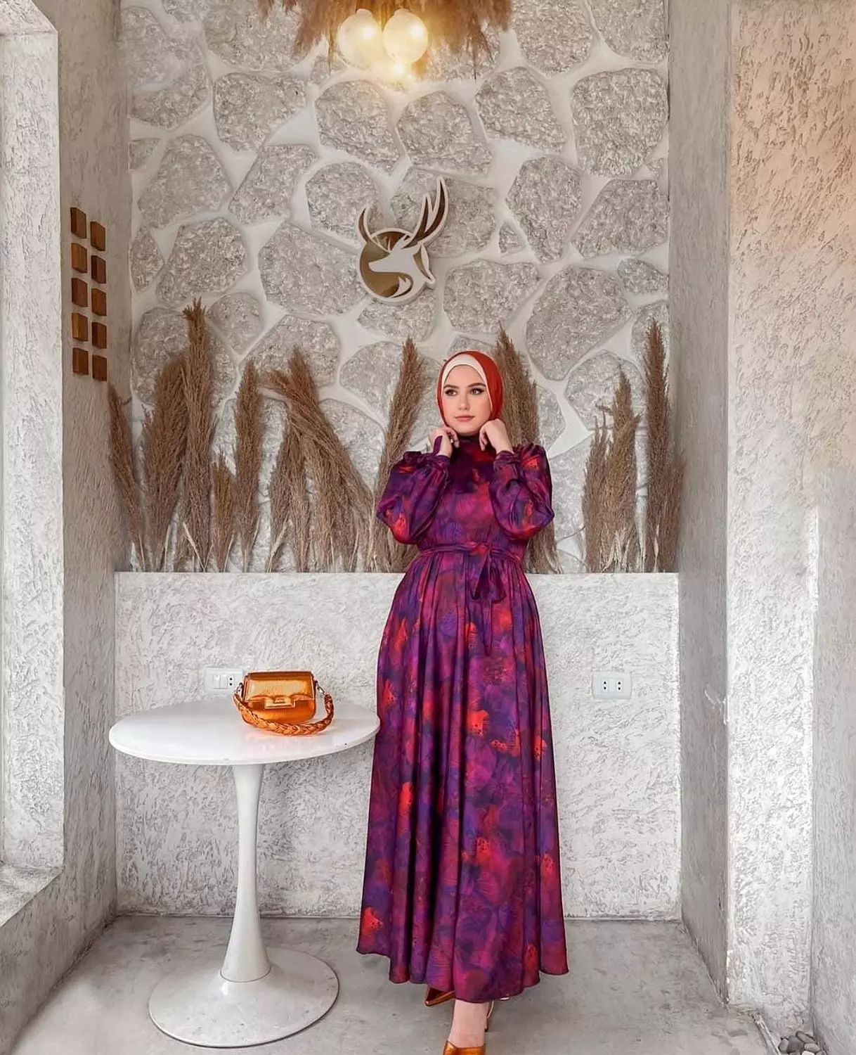 VANYA DRESS hover image