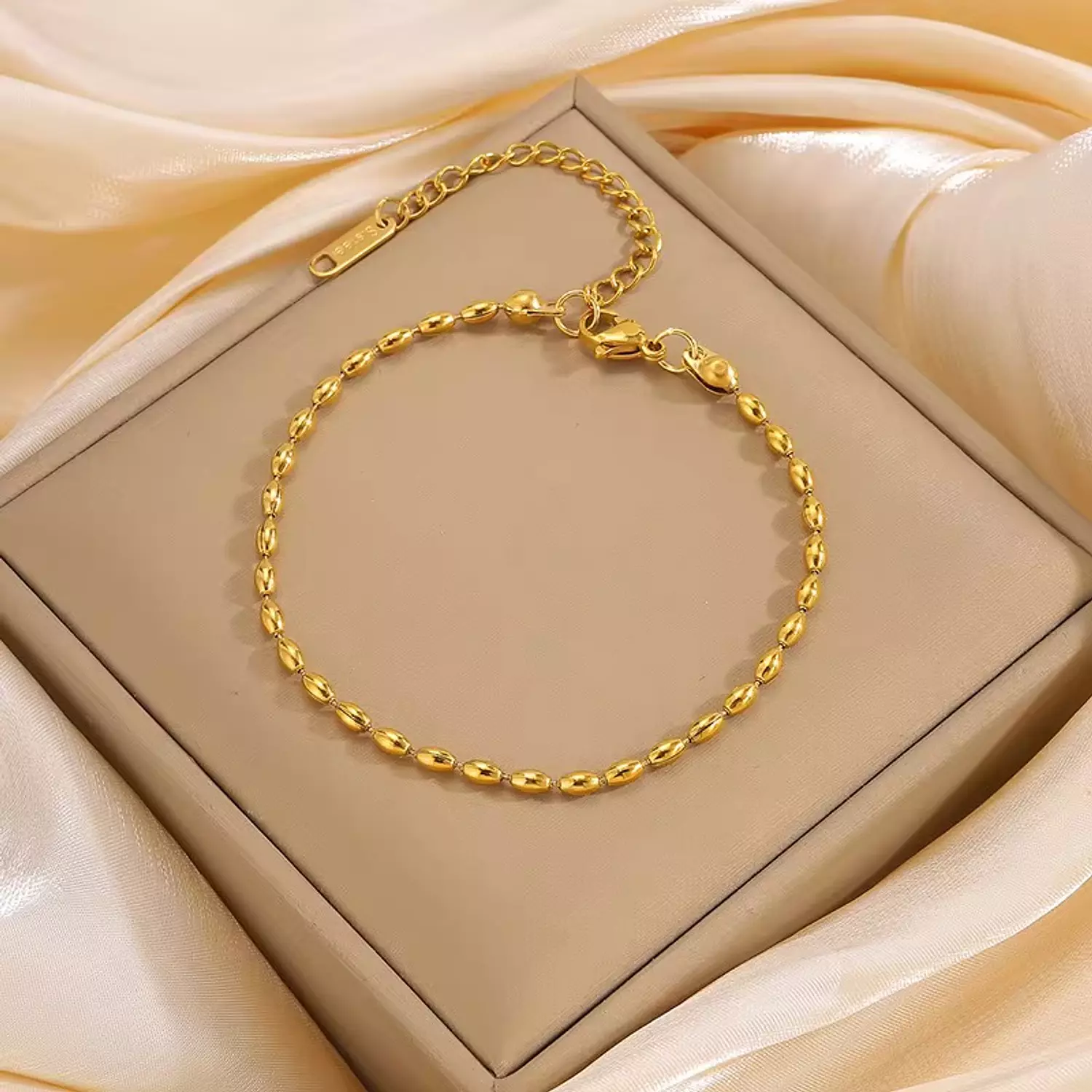 Oval beads gold anklet image