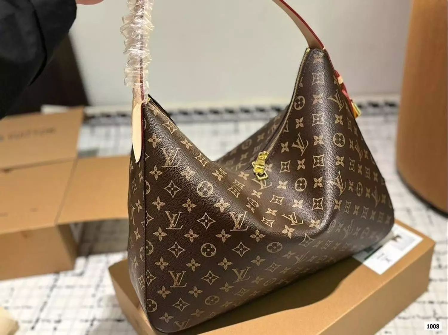 Louis Vuitton  1