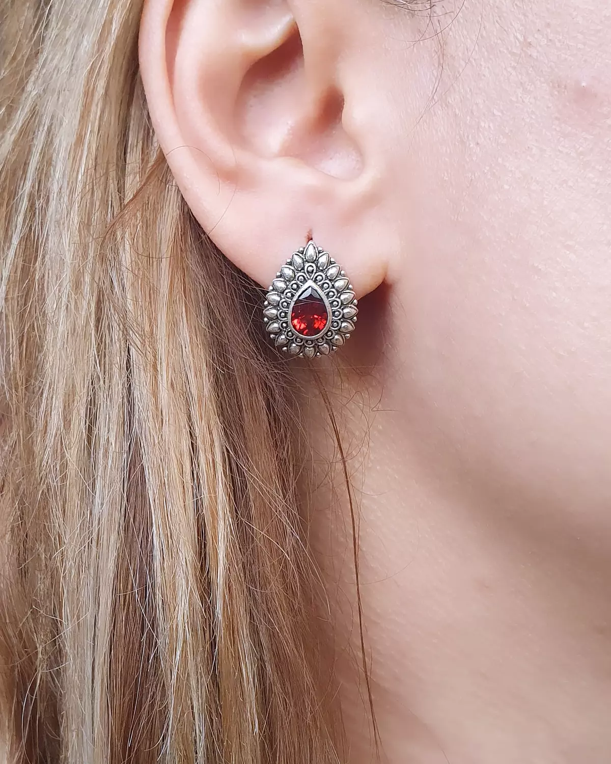 Red earrings image