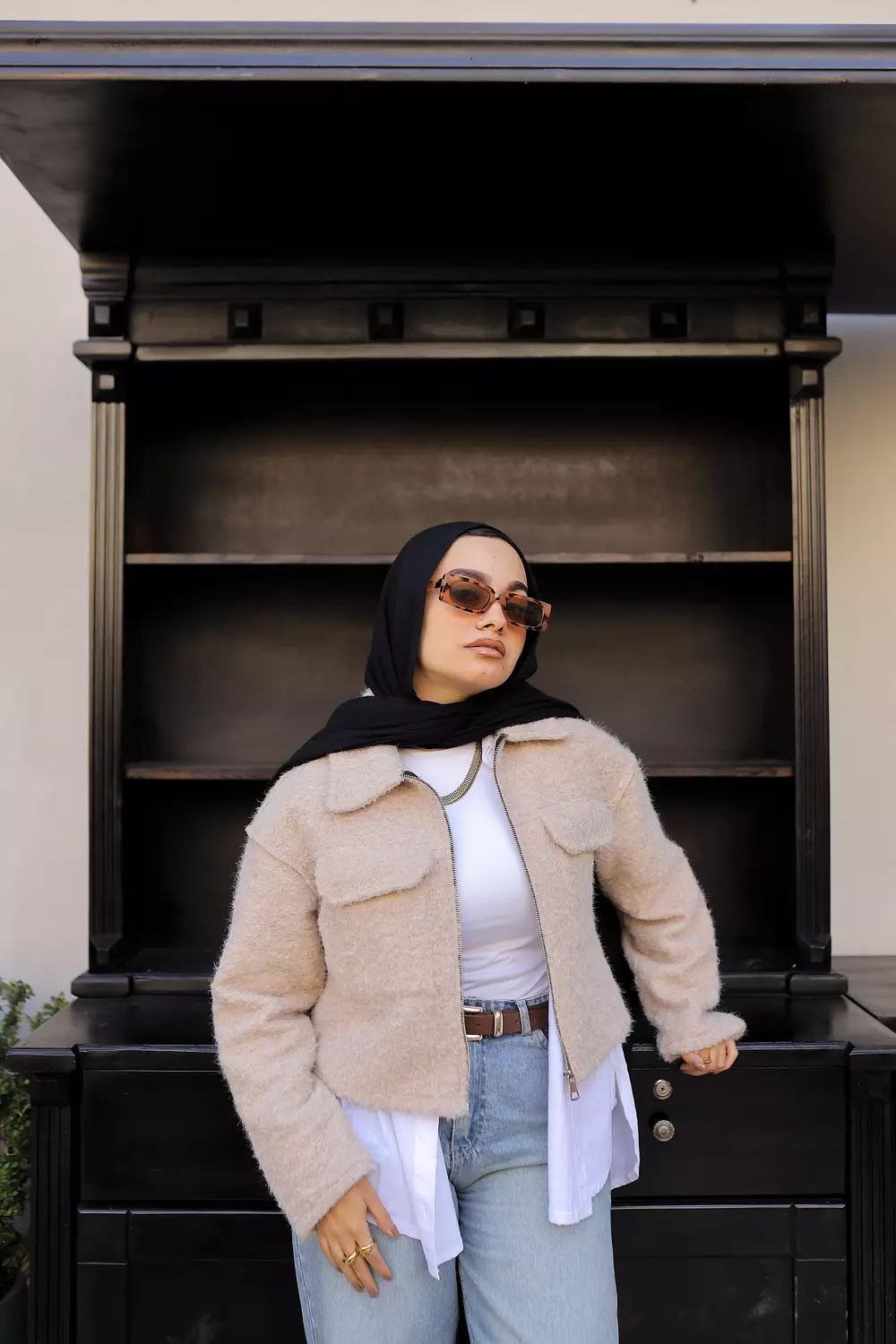 Beige cropped hair jacket hover image