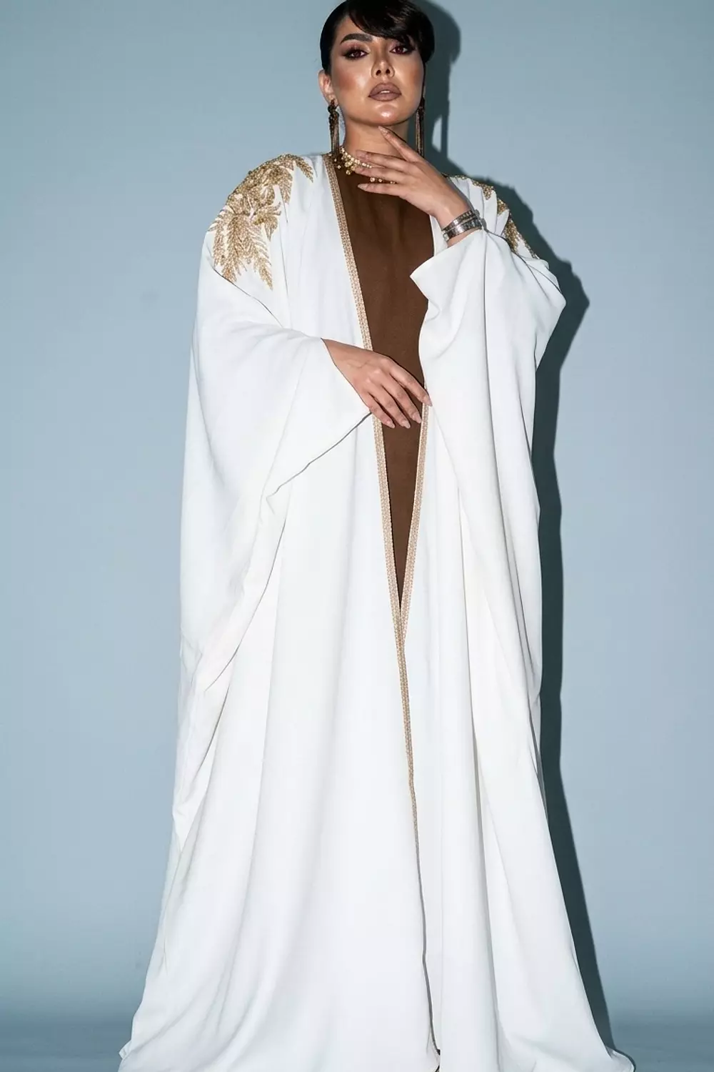Royal Bisht-Cut Abaya with 3D Zari Embroidery 2