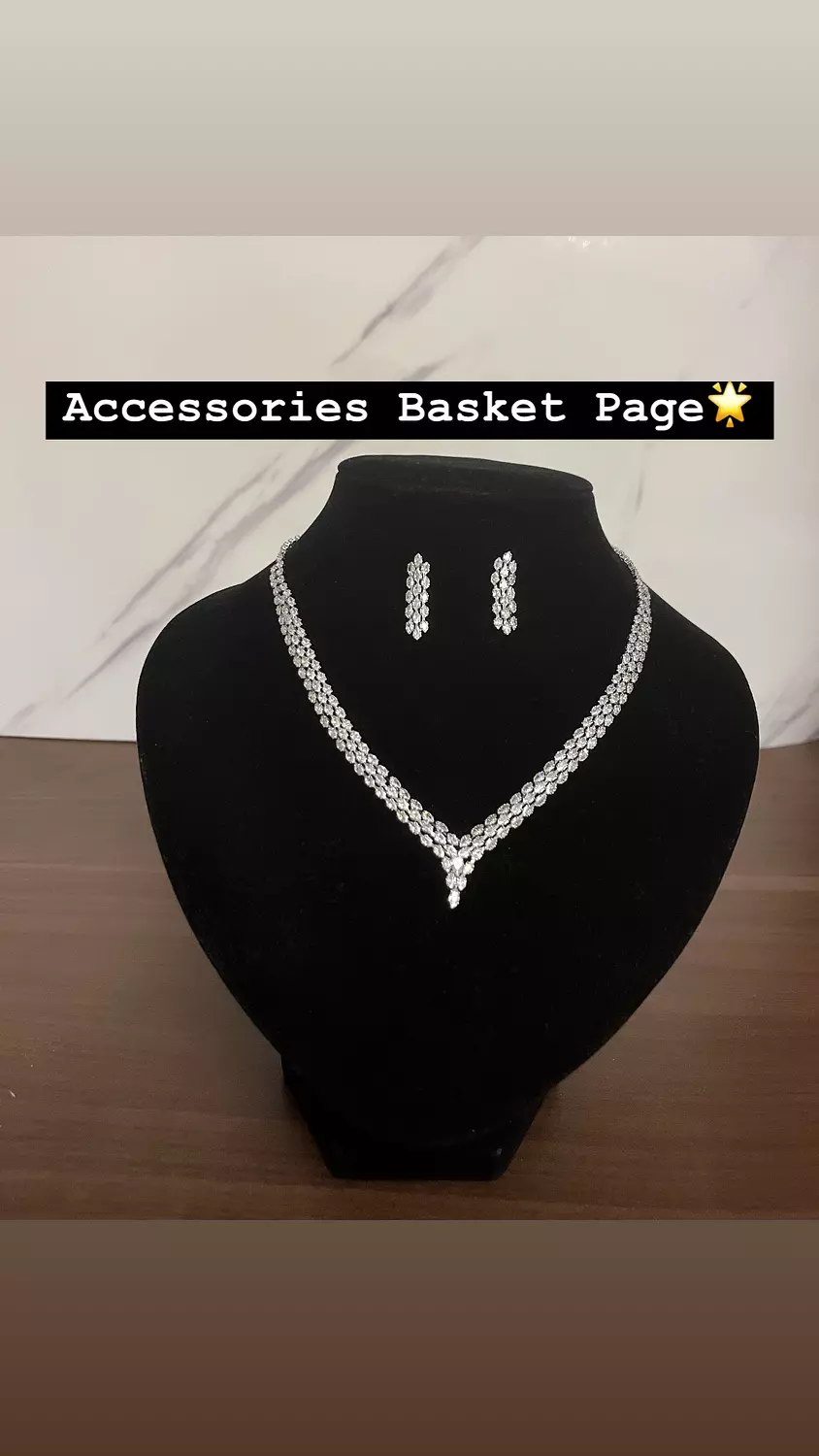 Glamourous Zircon Set image