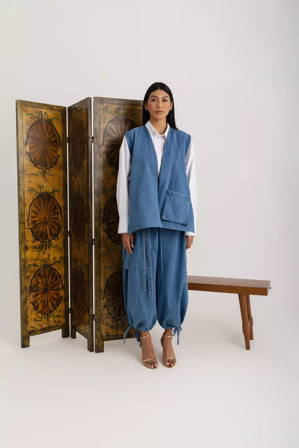 The Magic Denim Relaxed Pants 3