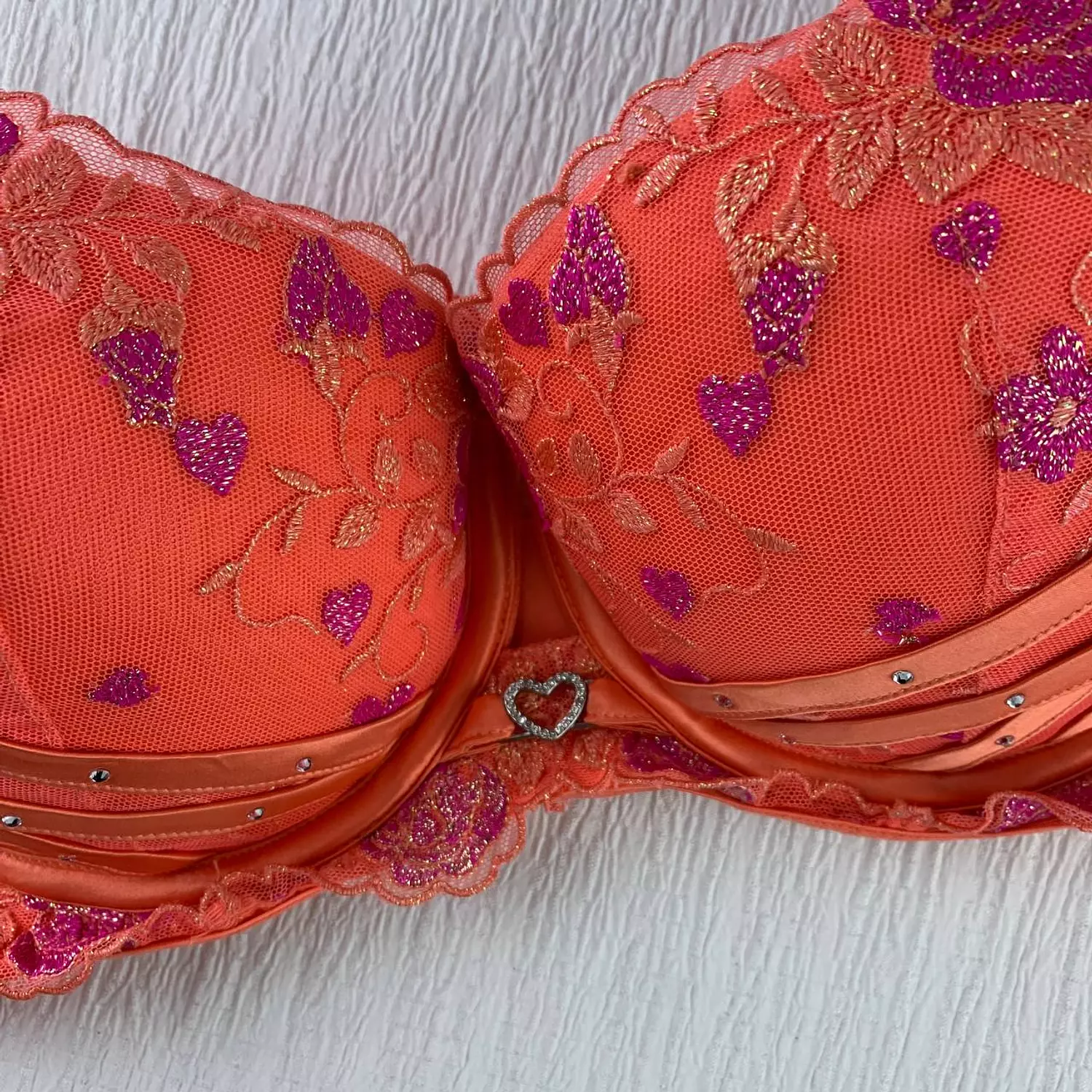 Wired light push up bra from Vamp 34D 1