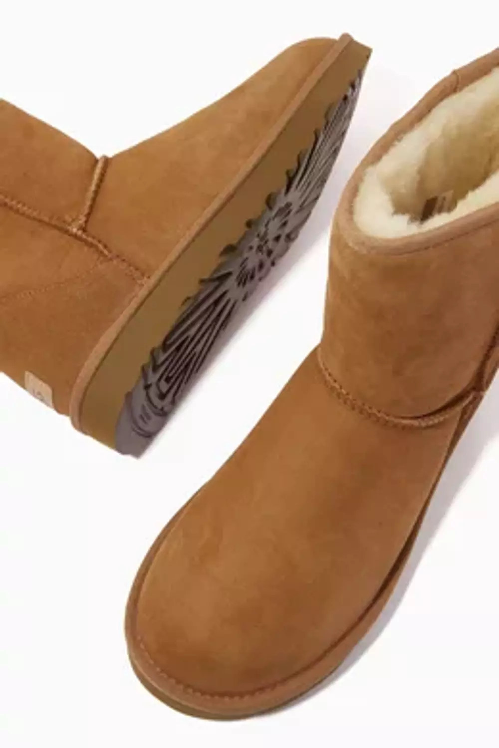 Uggs classic boot 2