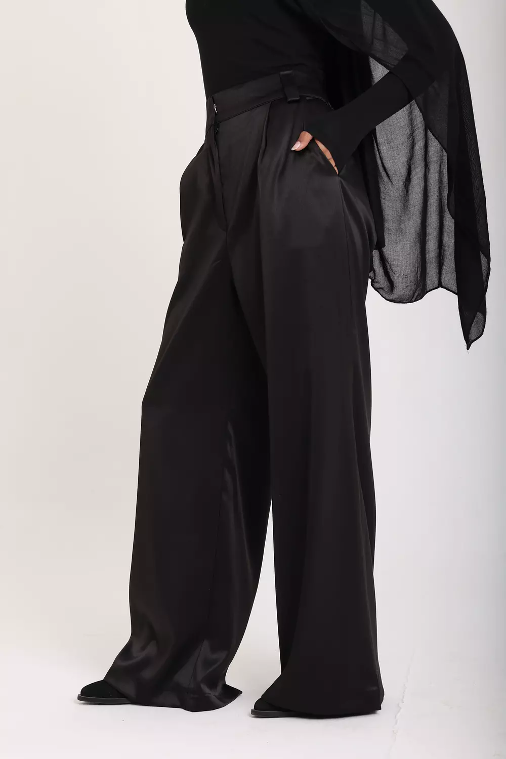 Aura Satin Pants "Black" image