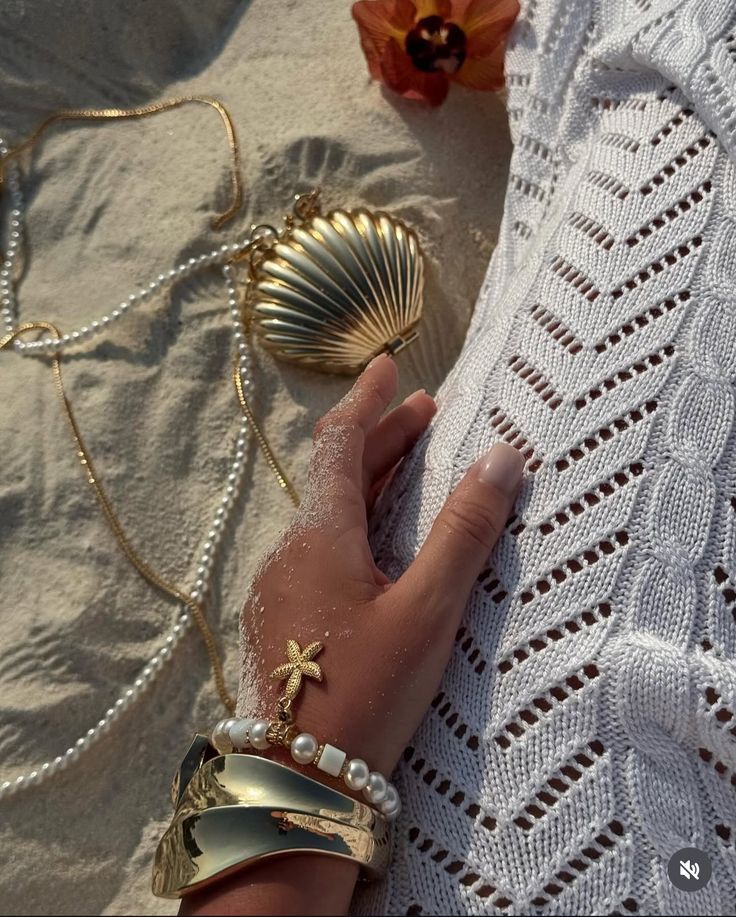 <p style="text-align: start">Summer-collection</p>
