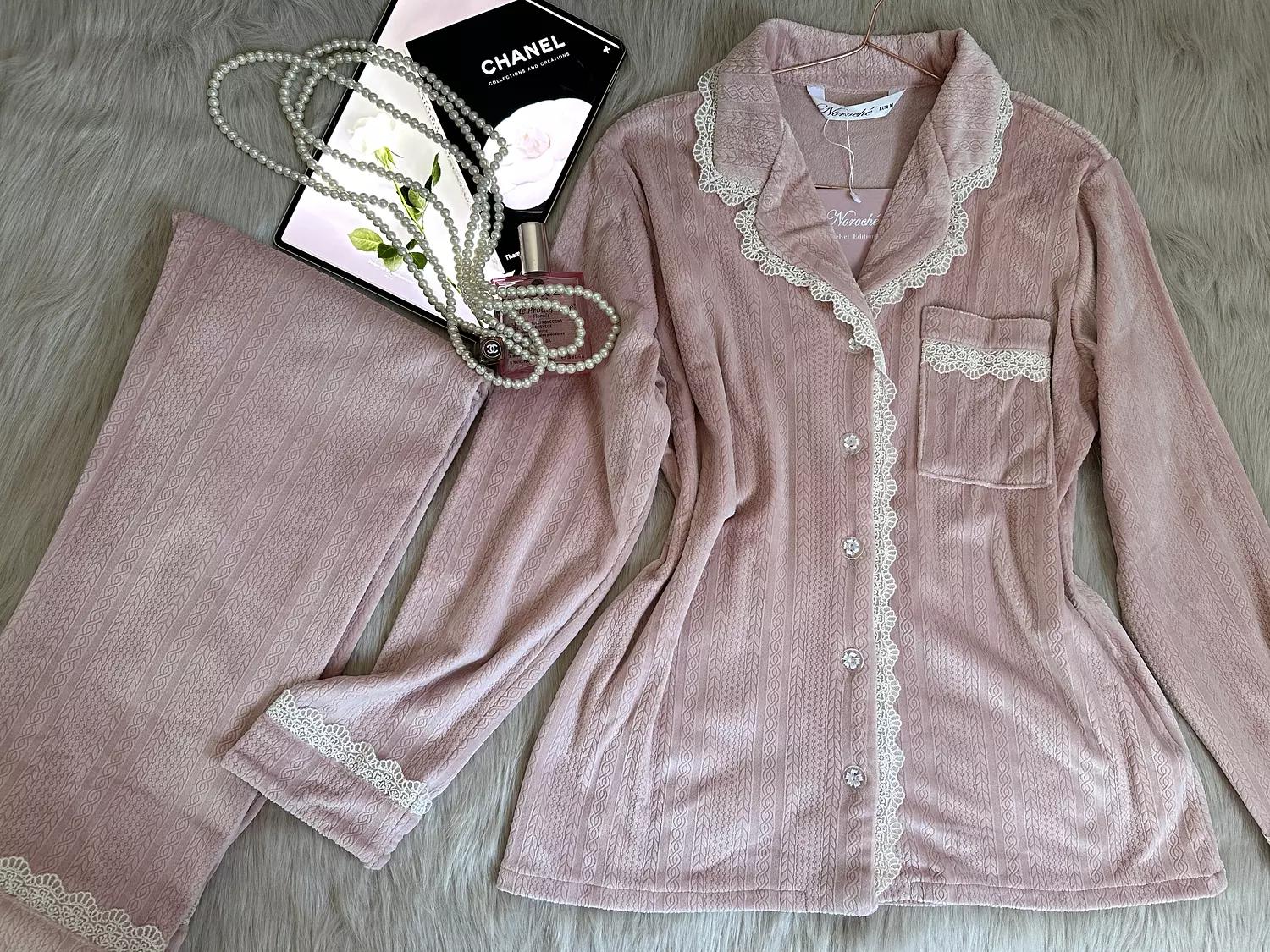 Velvet Rose Jacquard Pajamas 6