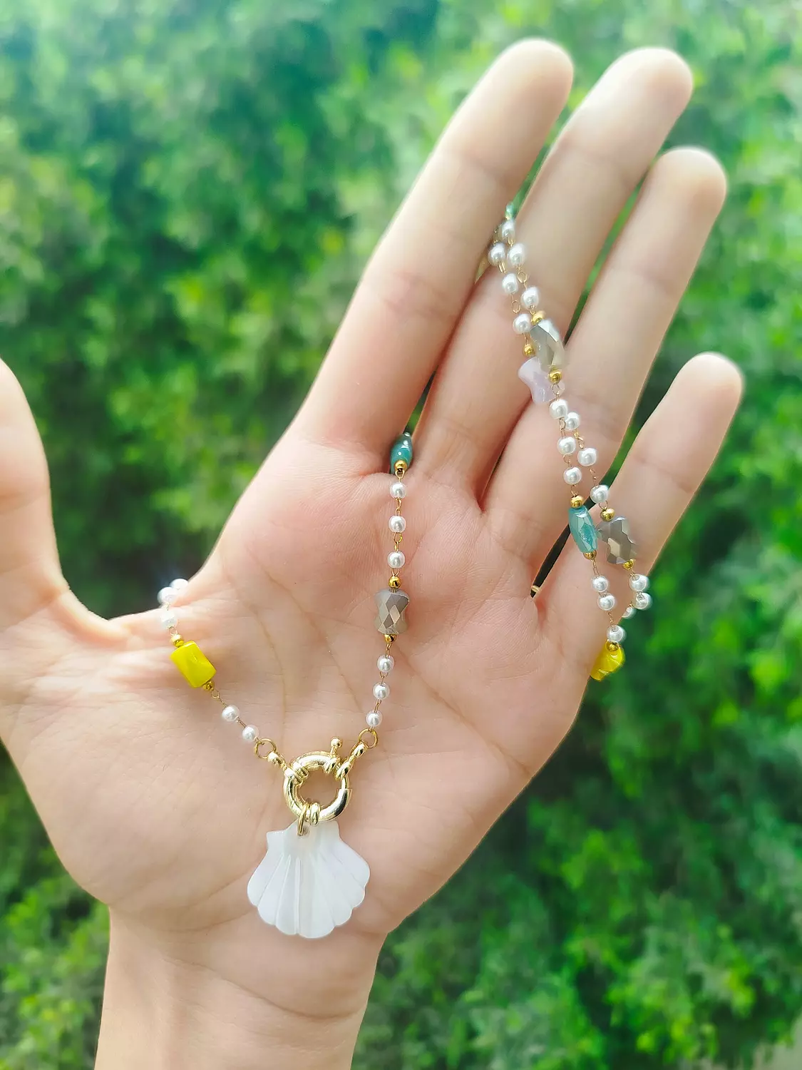 Shel necklace  image