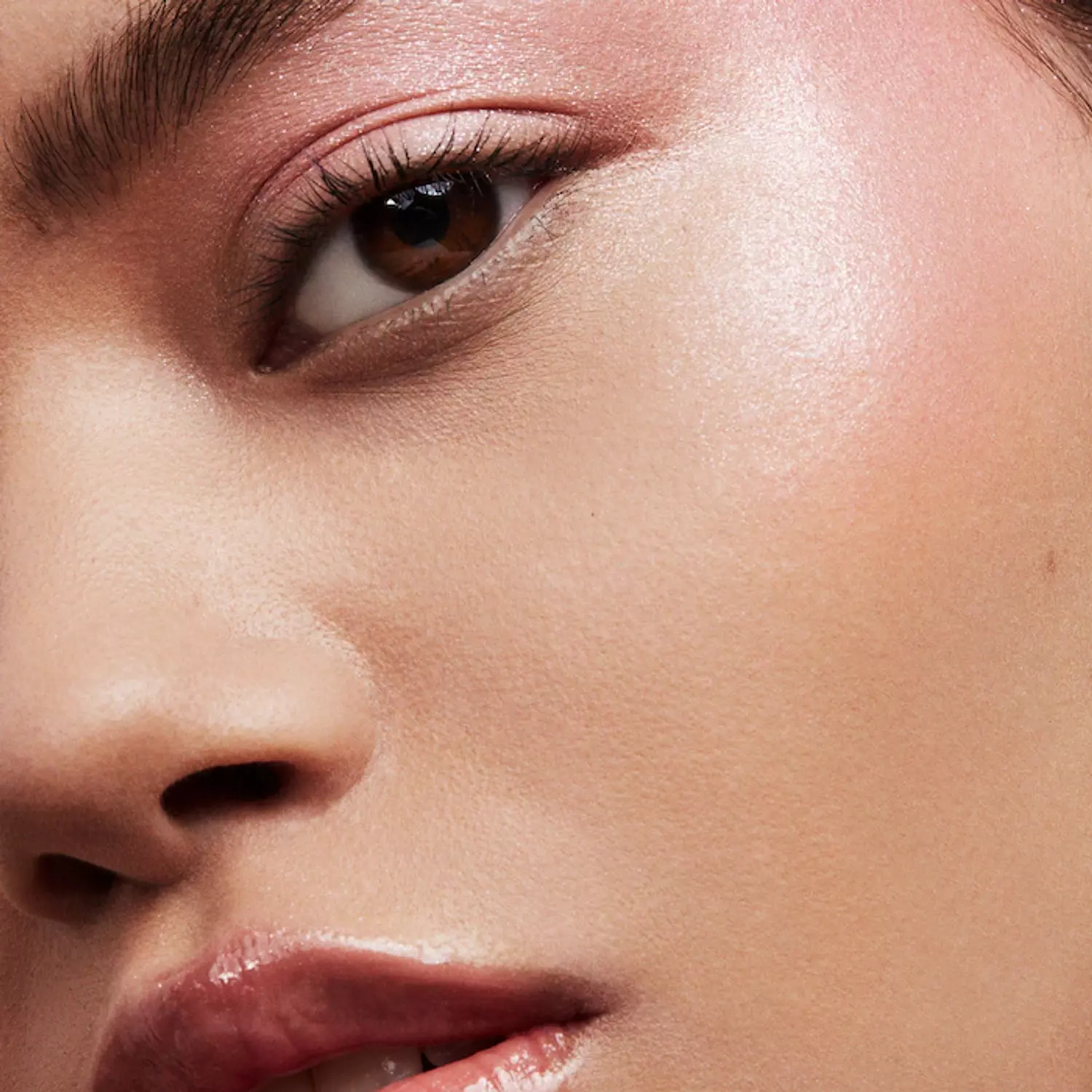 Fenty Beauty by Rihanna Killawatt Freestyle Highlighter 2