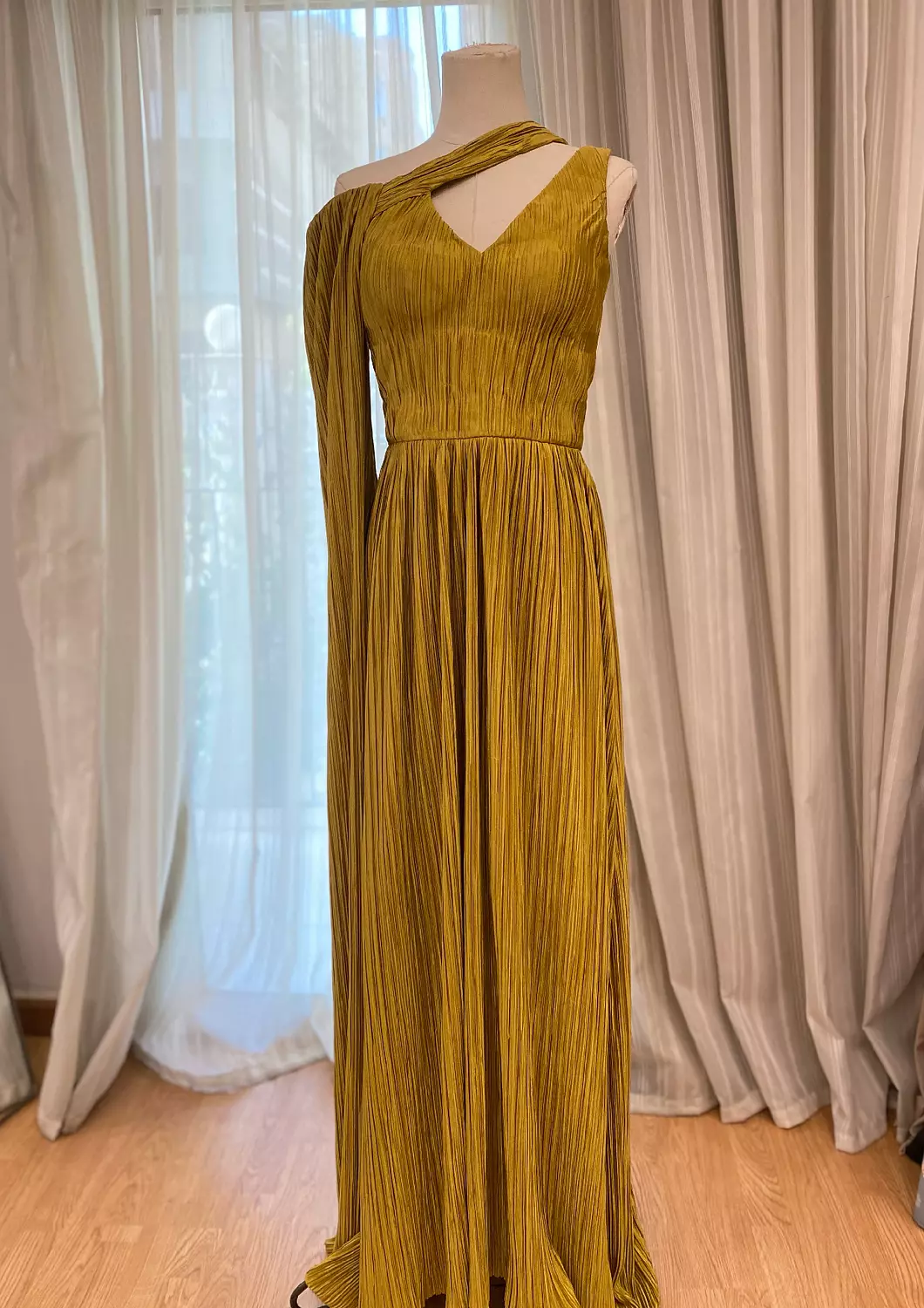 Mustard Asymmetric image
