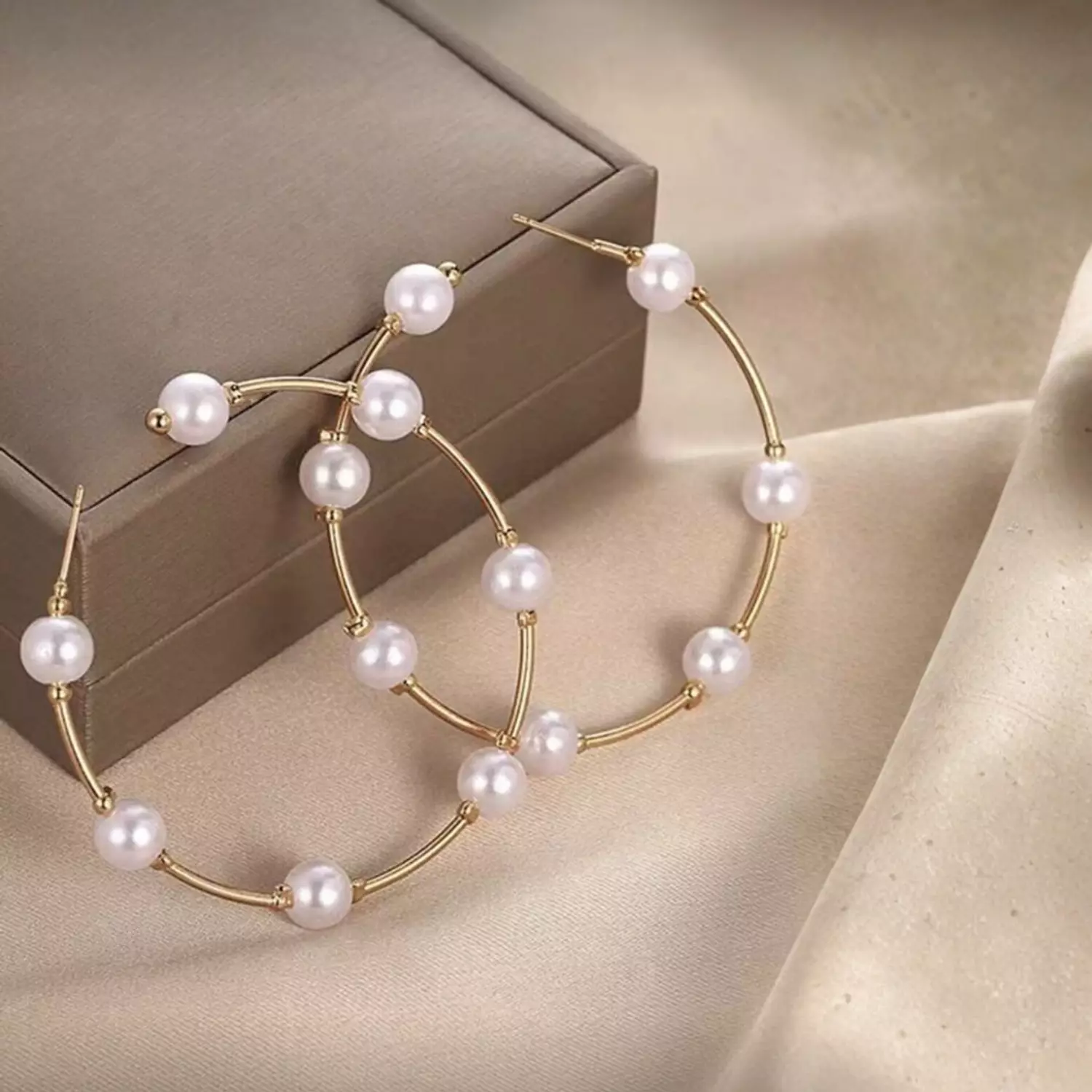 Simple Faux Pearl Hoop Earrings 1