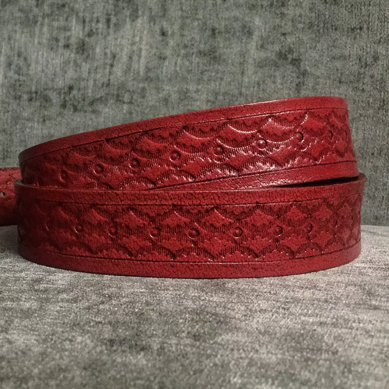 Tooled leather belt Shell & pearl pattern  image
