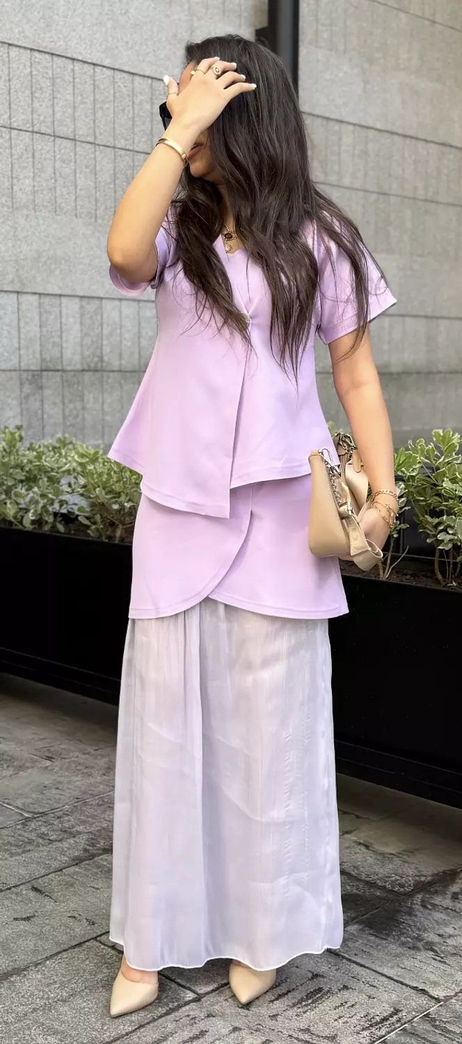 LILAC SUIT 4