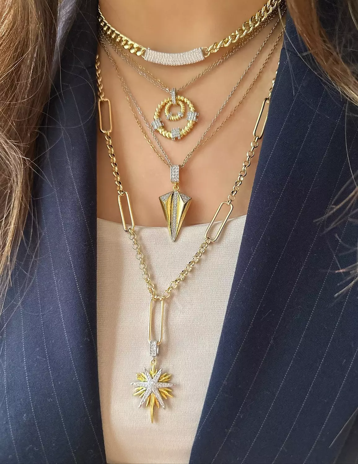 Curved Stones Necklace 2