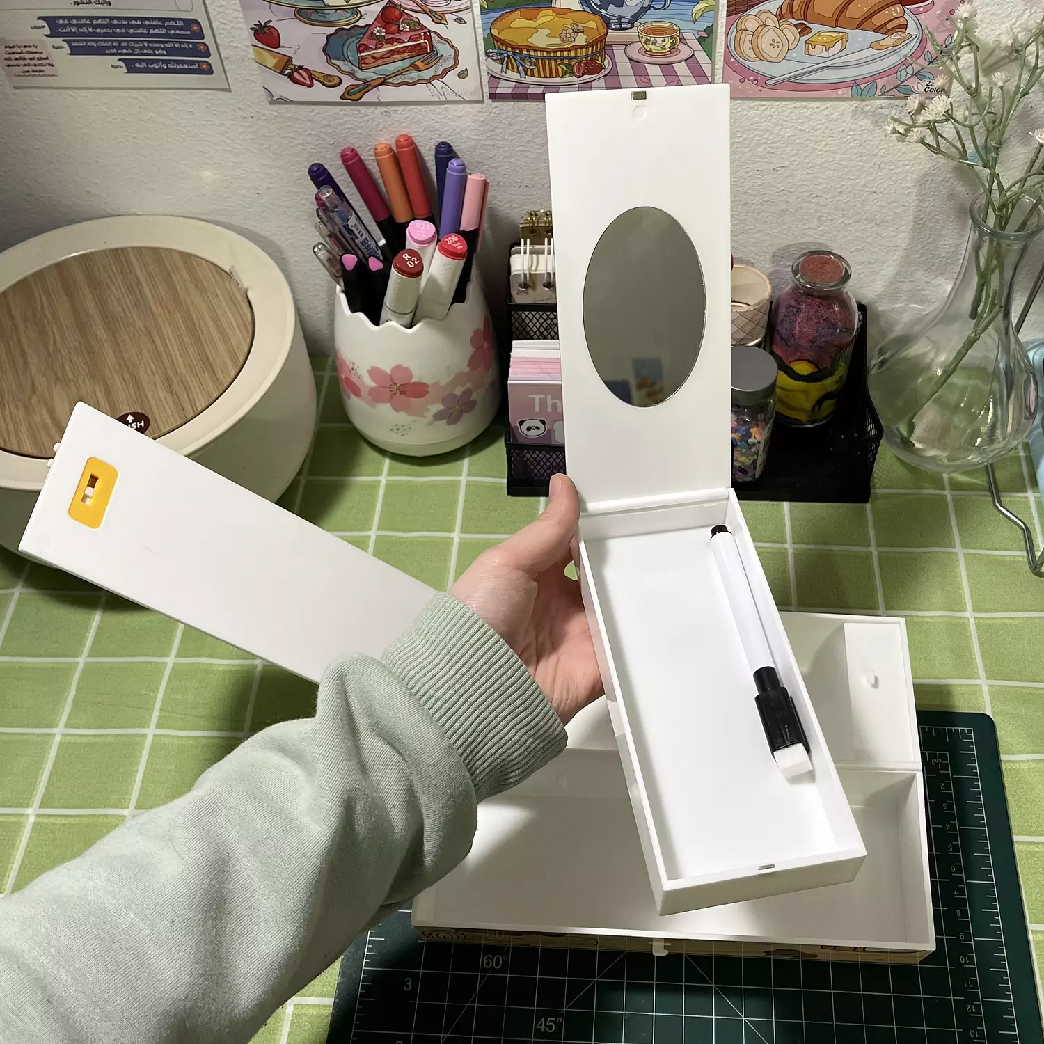 Pencil case with board  3