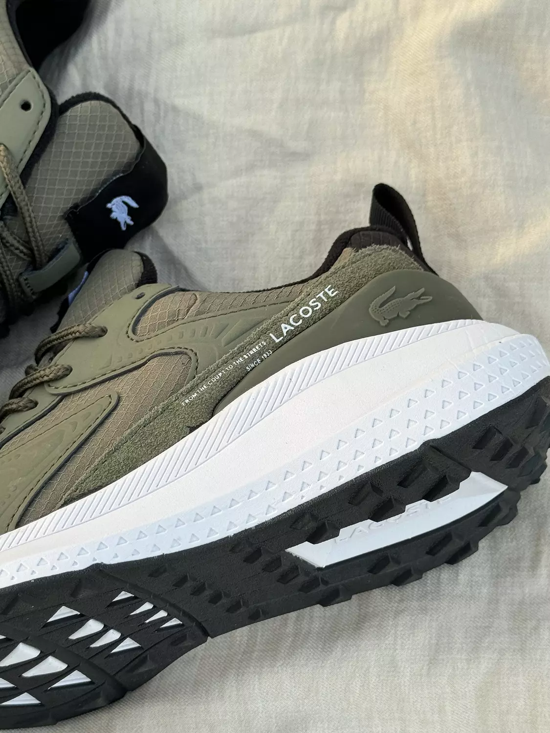 Lacoste l003 neo  2