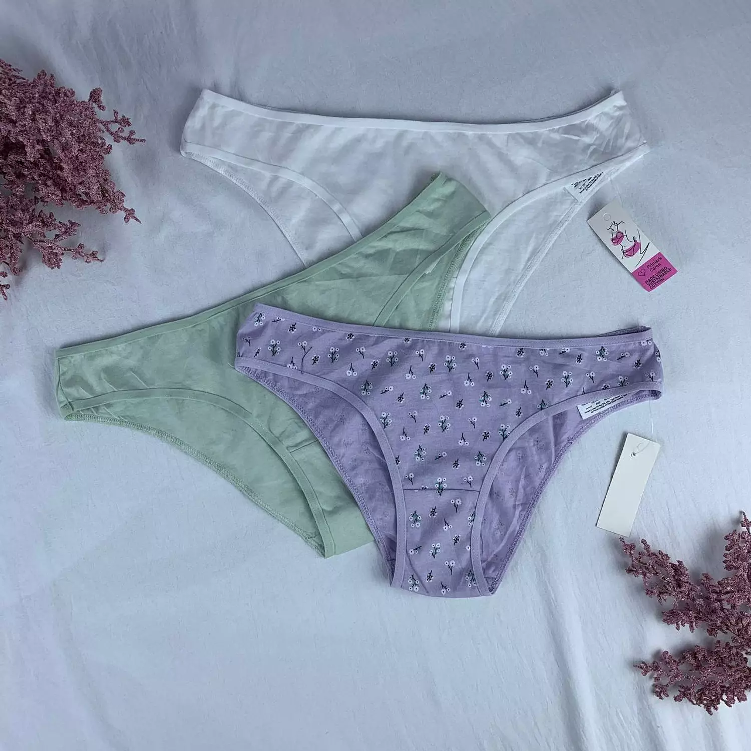 3 pieces cotton panty set from primark image