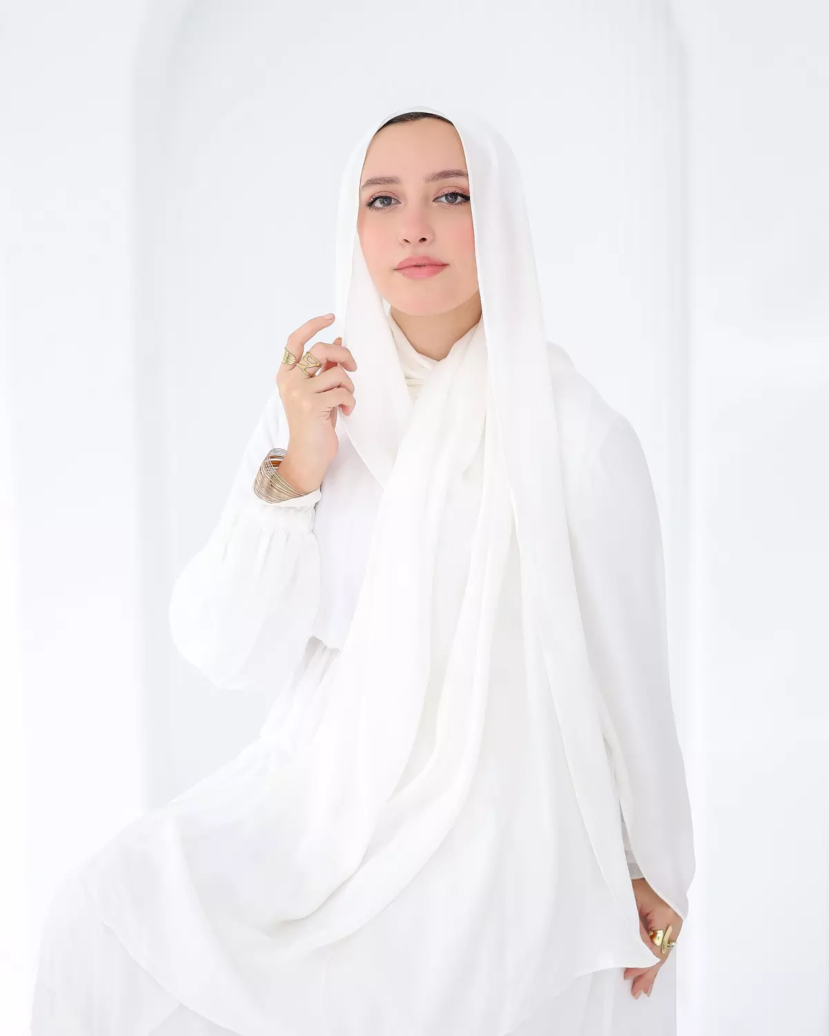 Off-white Linen image