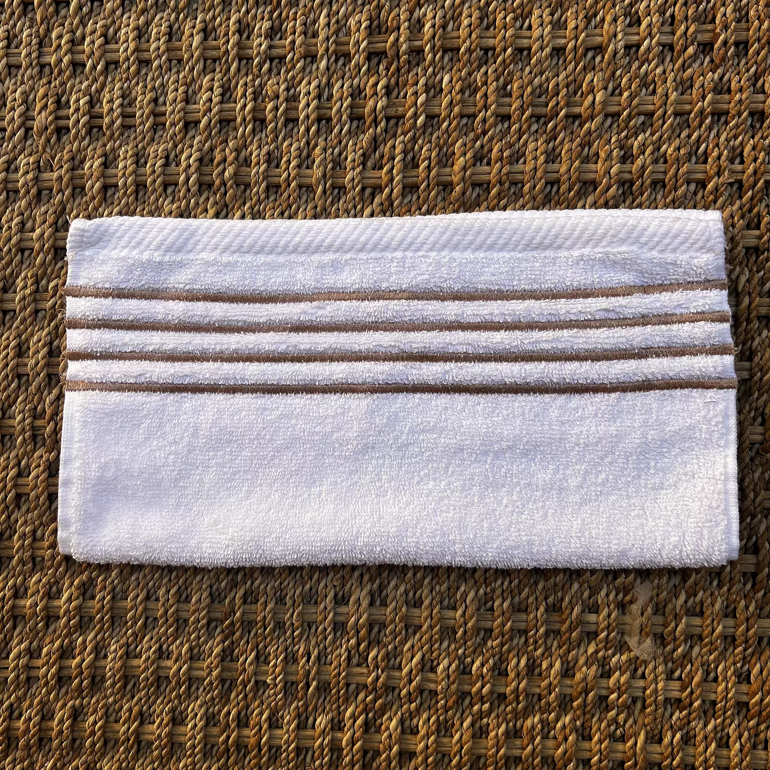 Small White Stripped Gold Single Towel  1
