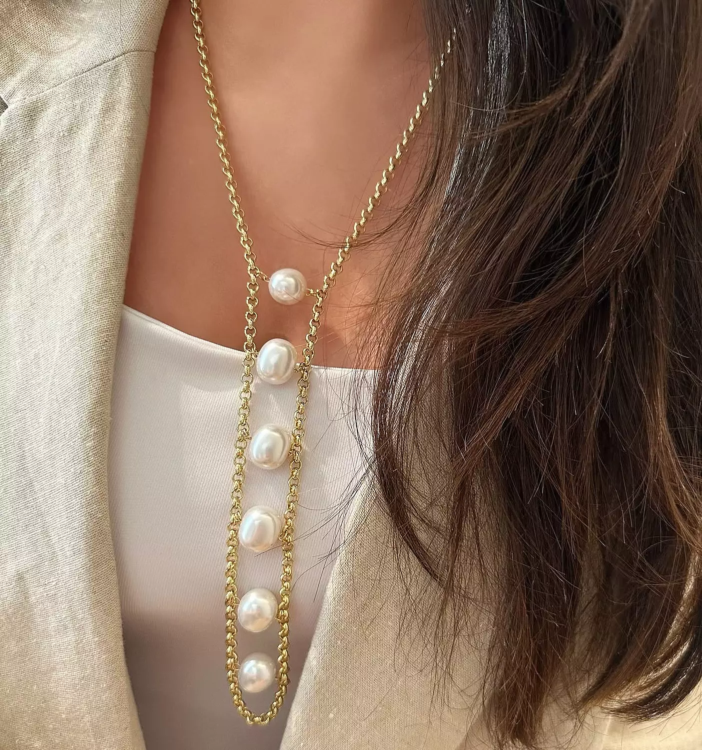 Rising Pearls image