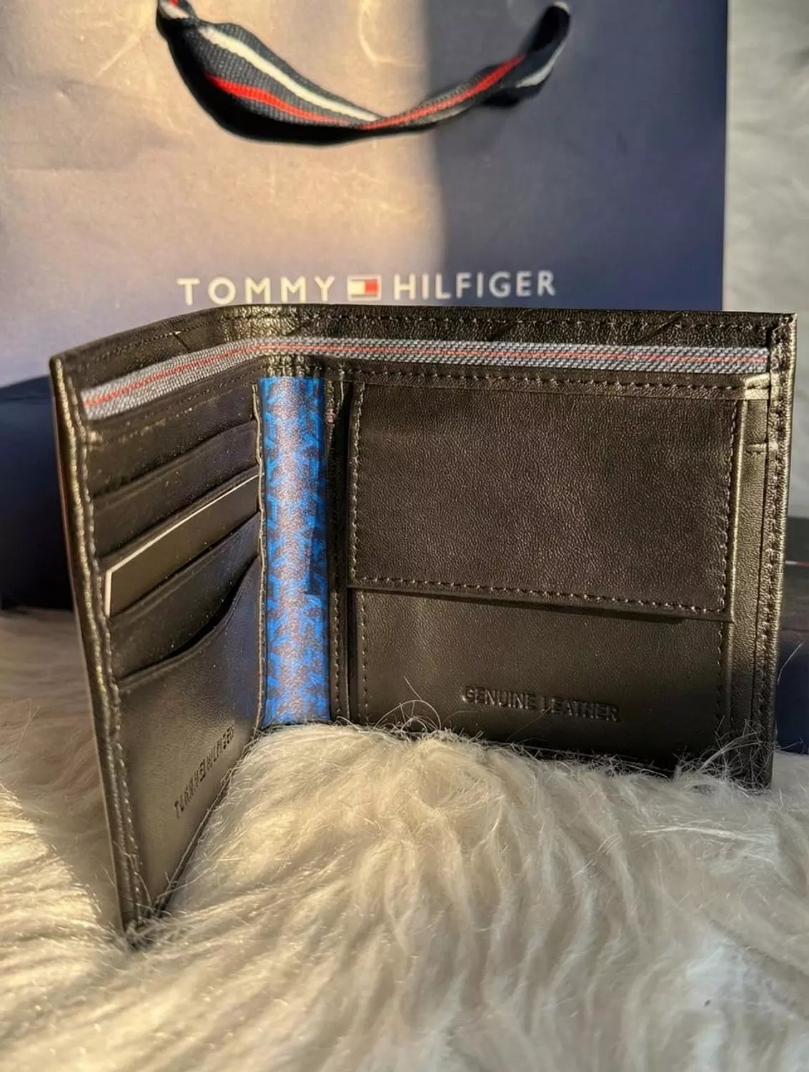 TOMMY WALLET 2