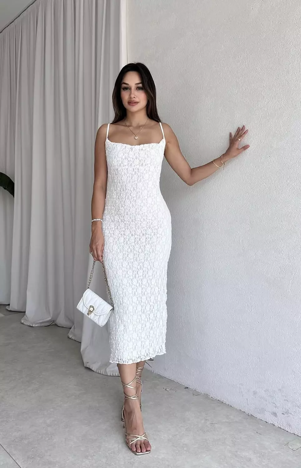 Lunara Lace Dress 2
