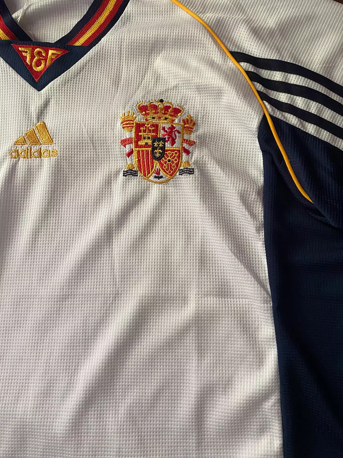 Spain Away Jersey 1998 hover image