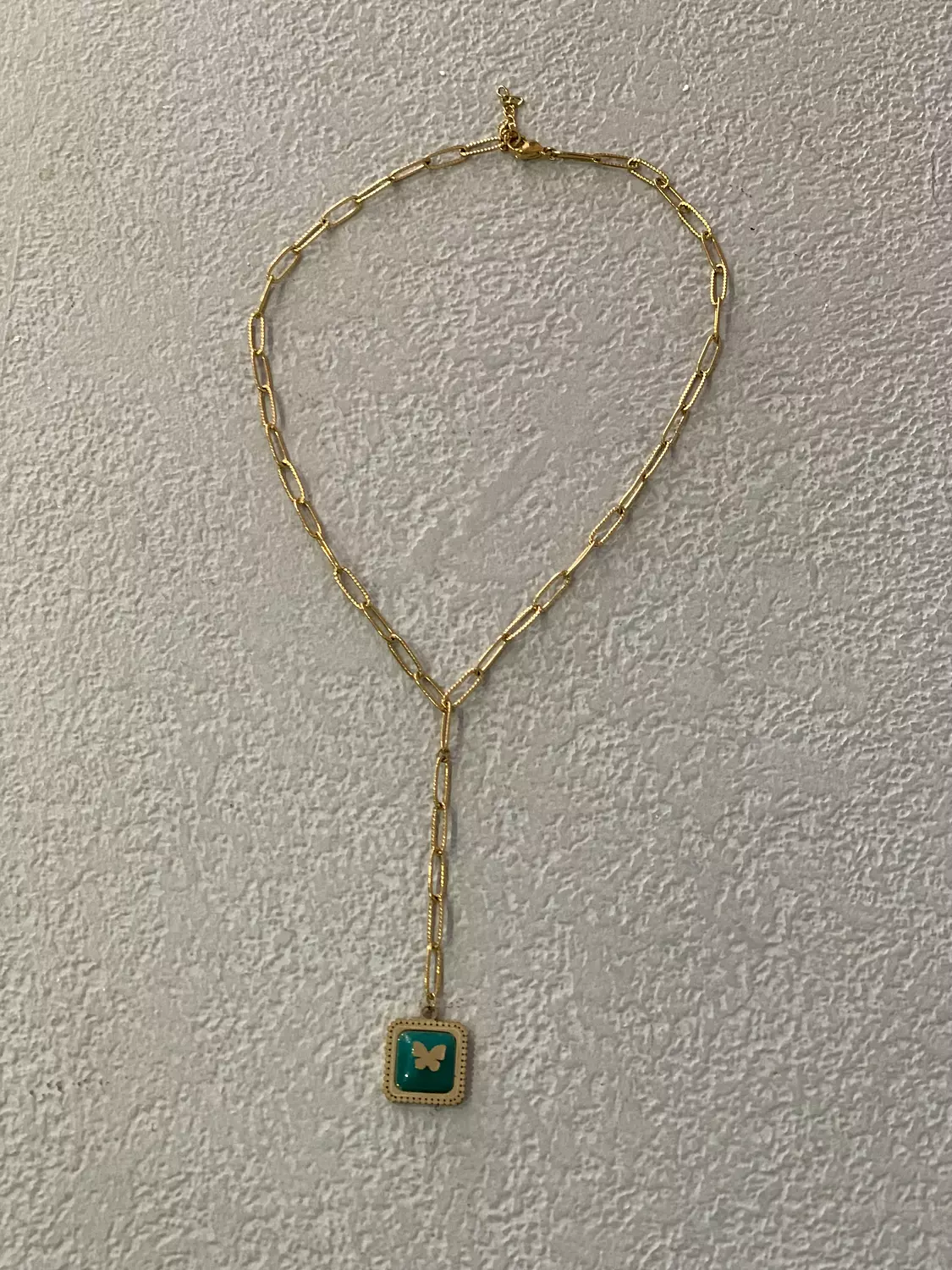 Butry y necklace  image