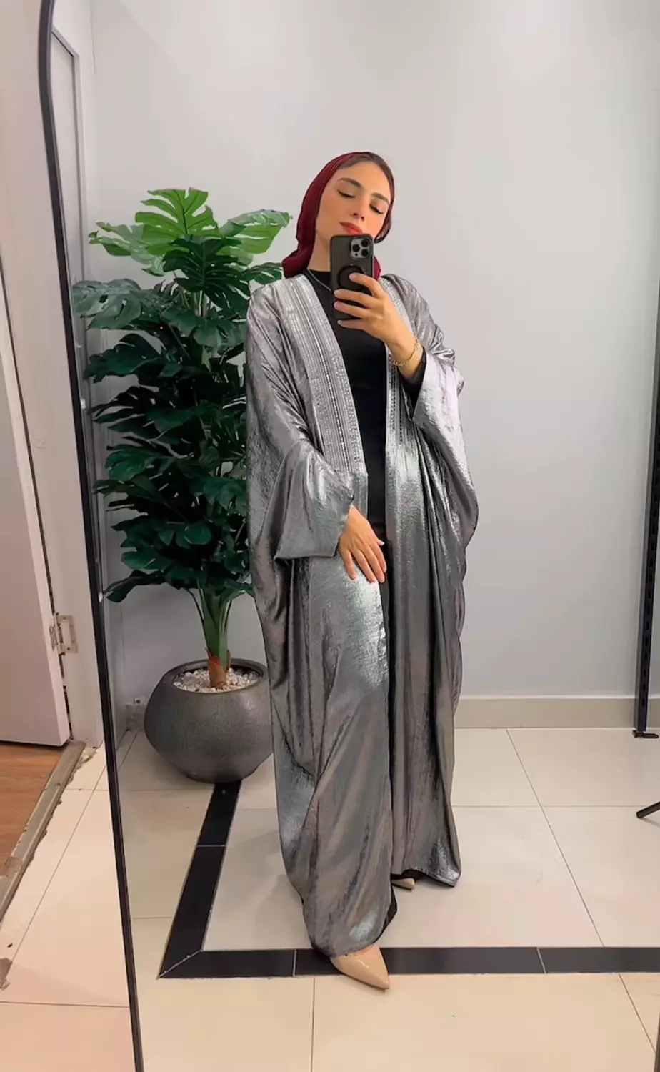 Over size shimmer satan kaftan  image