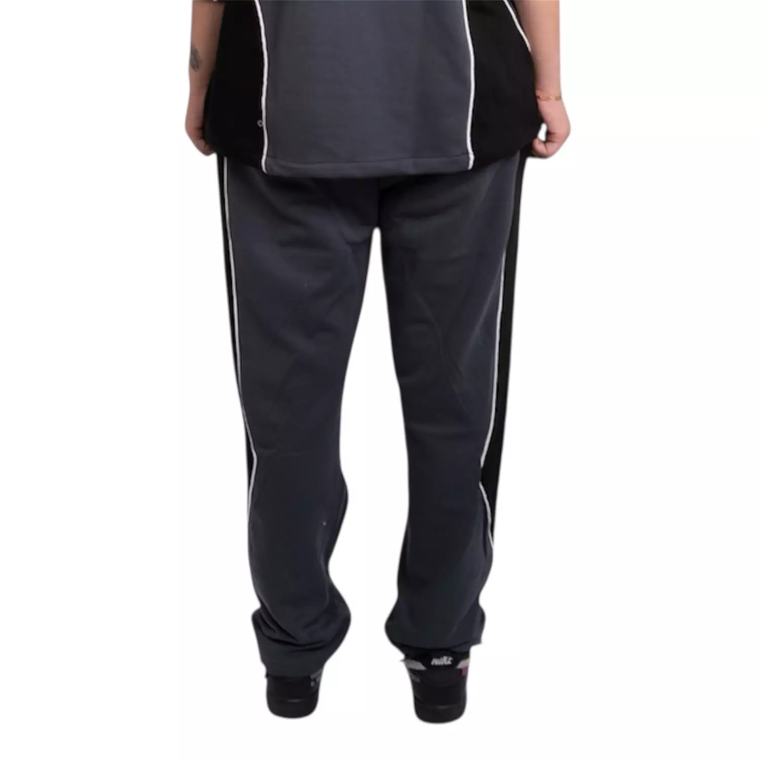 De-lys pants Black & Grey with white stripe 2