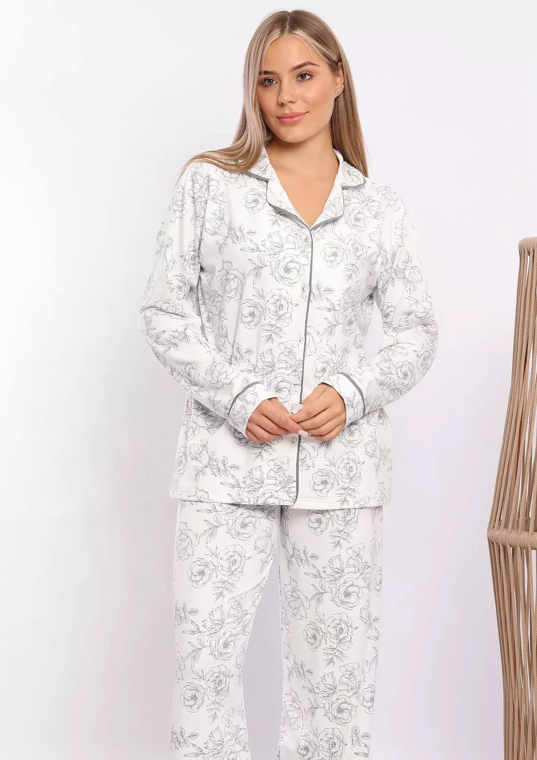 C317 The White Flower long sleeves buttoned Pajama Set  1