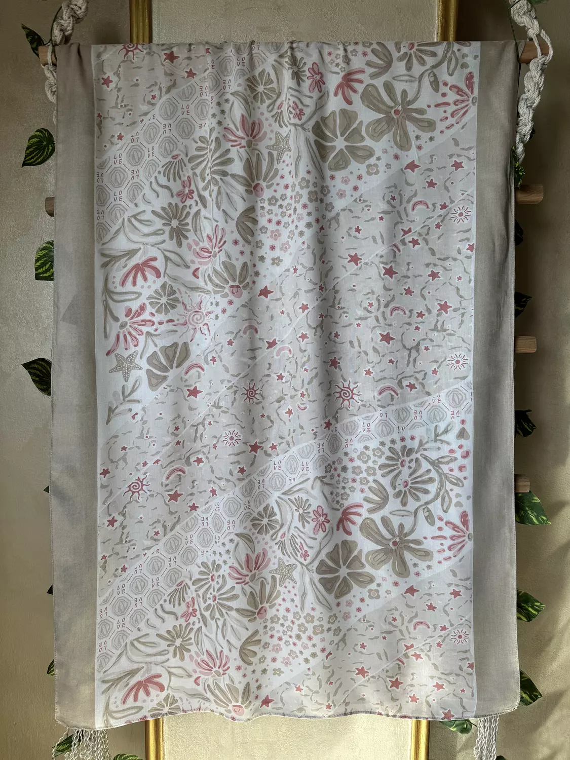 Beige Bloom hover image