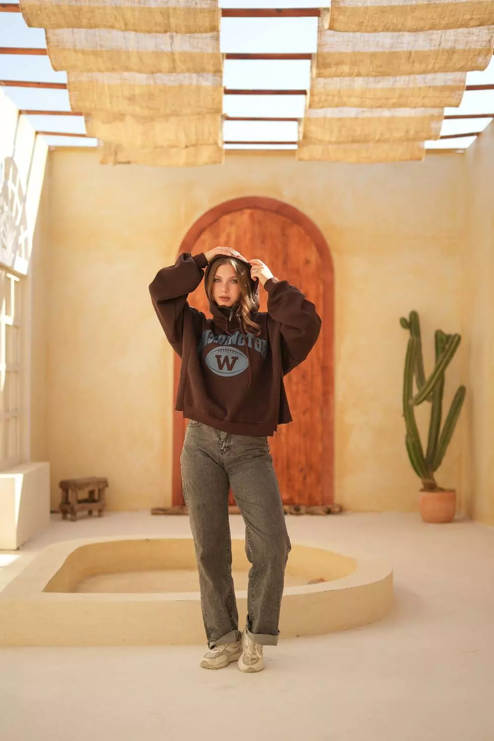 hoodie w 10
