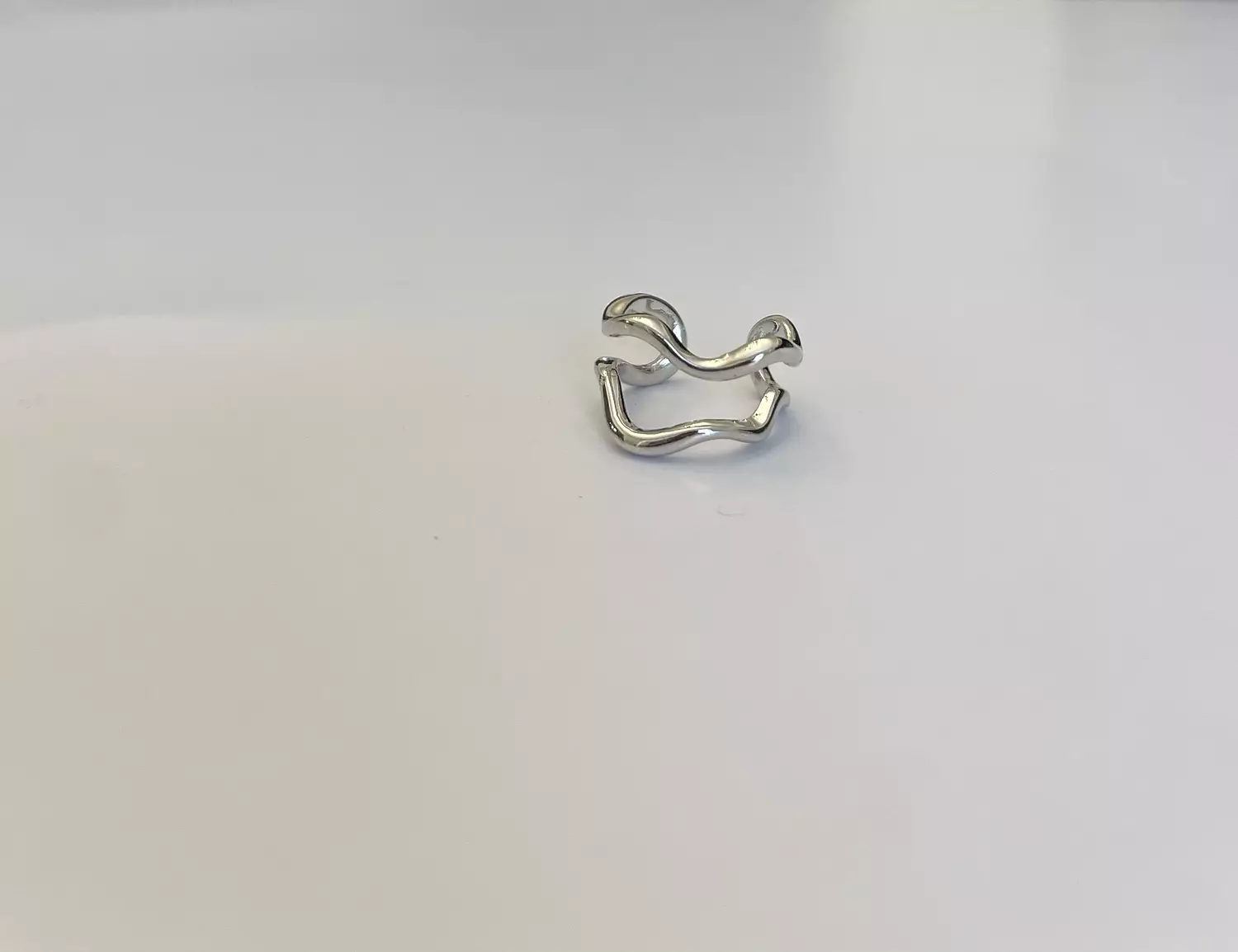 Earcuff Silver hover image