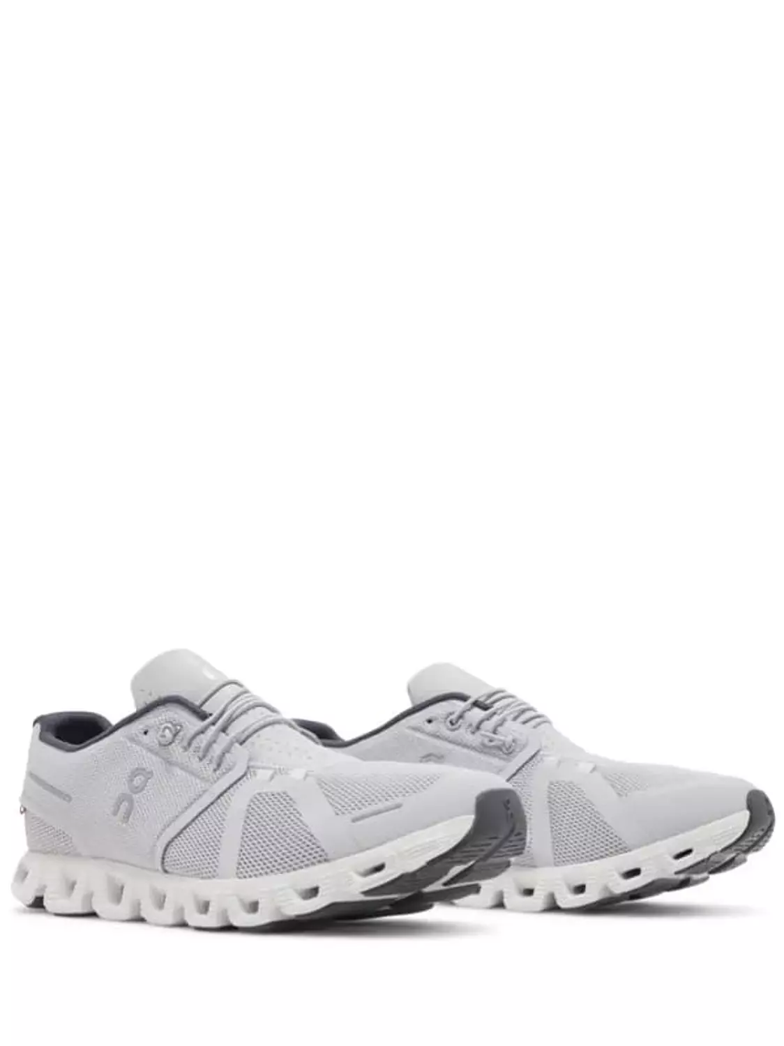 On Running Cloud 5 gray Running Sneakers 1