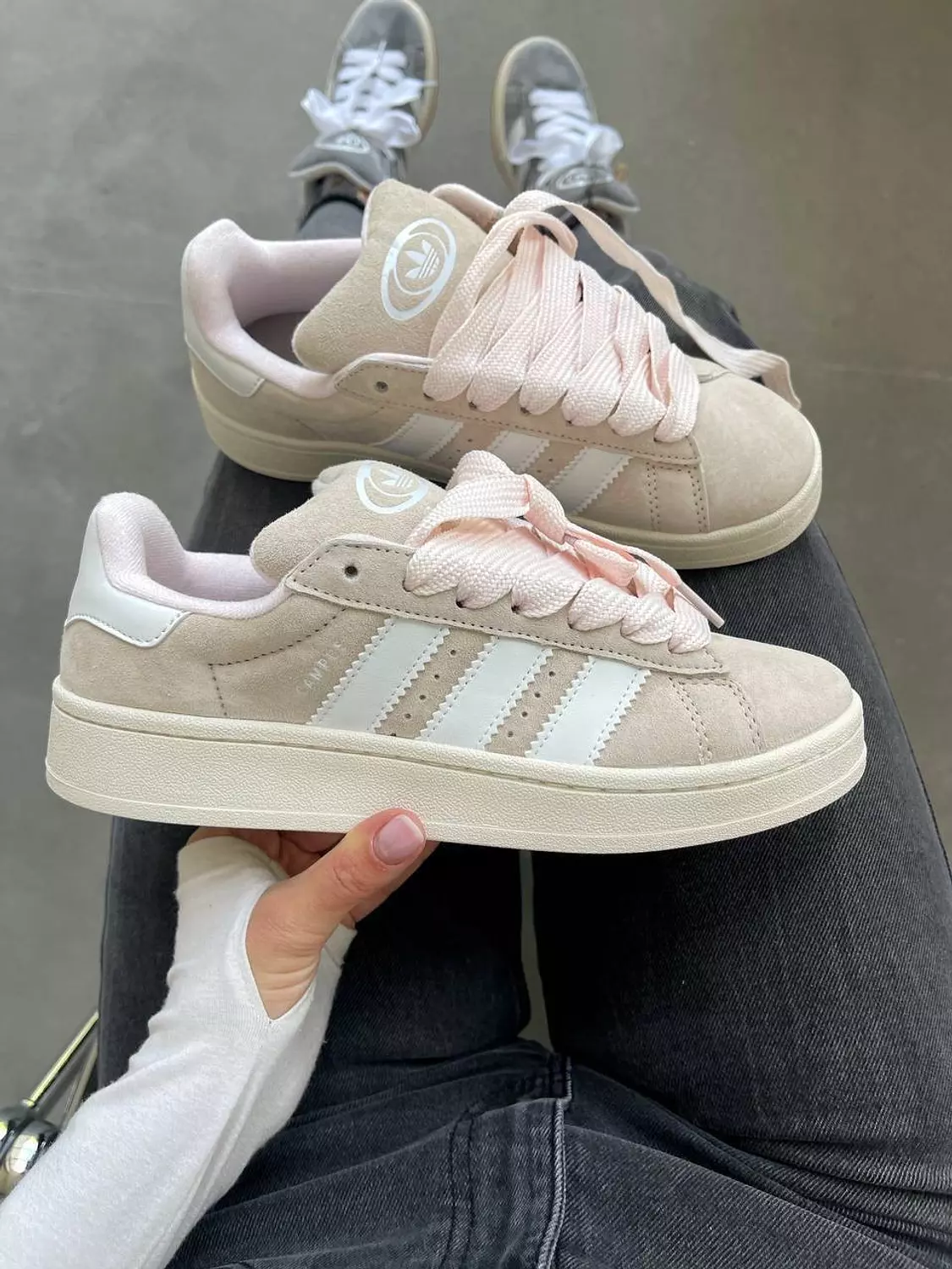 Adidas Campus 00s image
