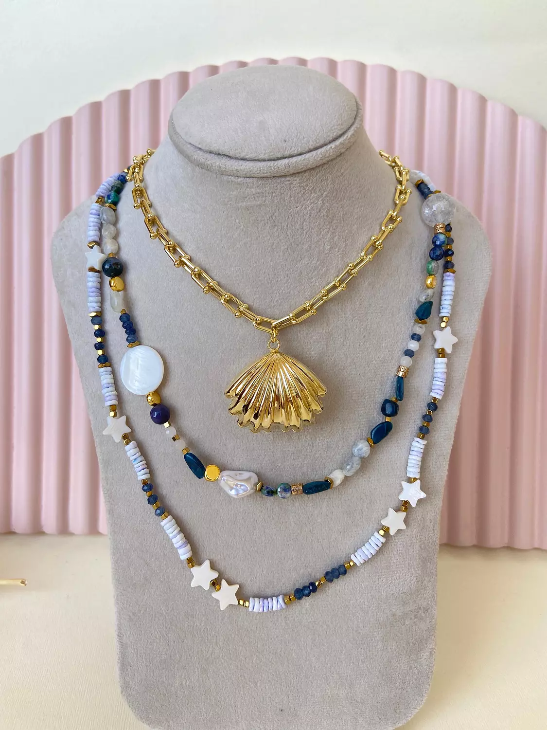 Beach necklaces image