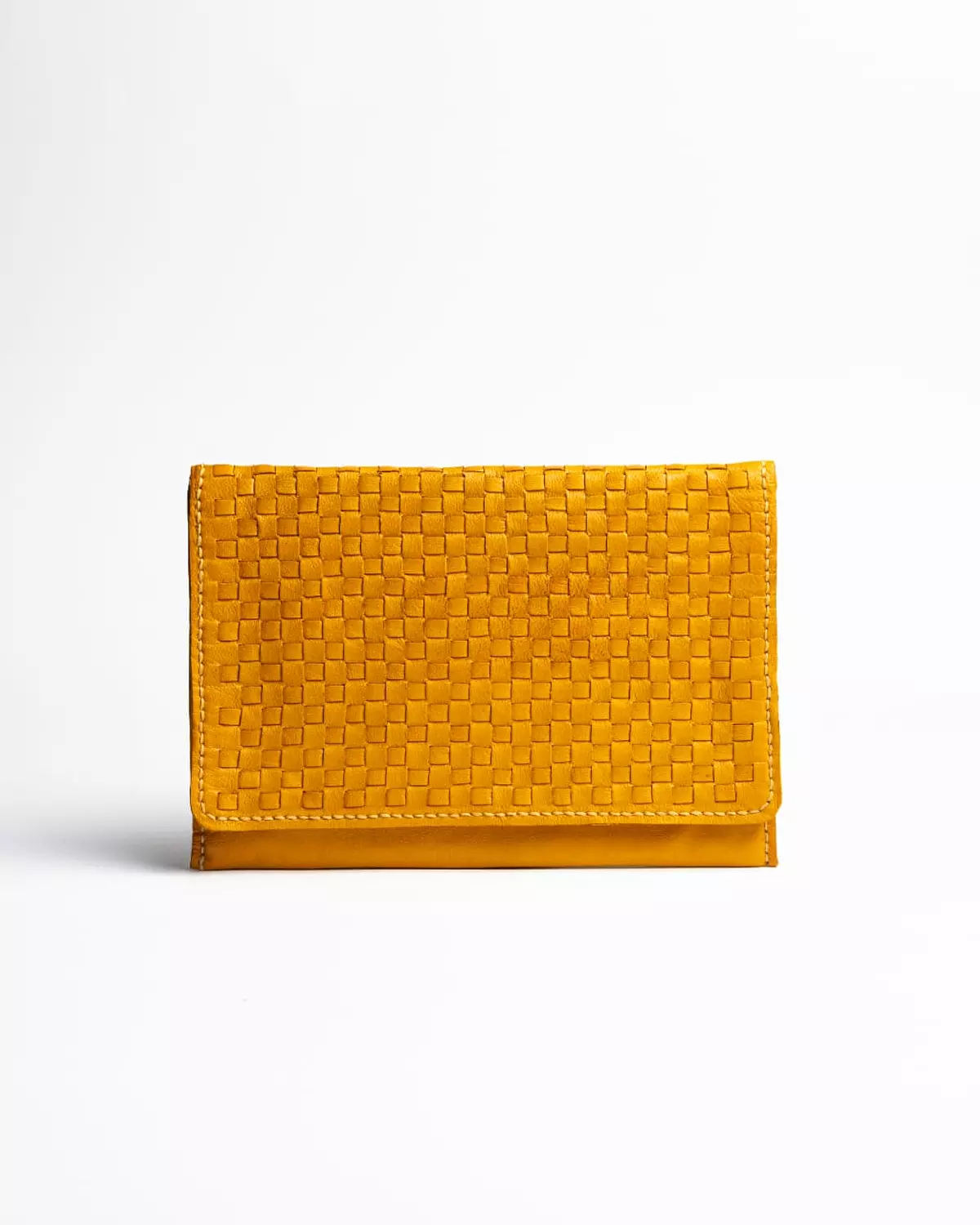 The Woven Clutch 1.0 2