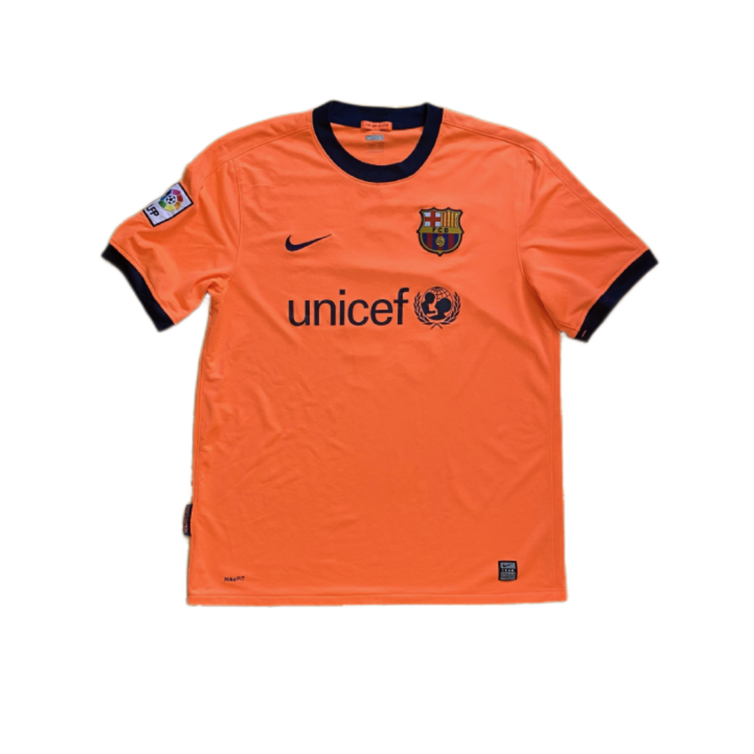 Barcelona 2009/10 Away Kit (L)