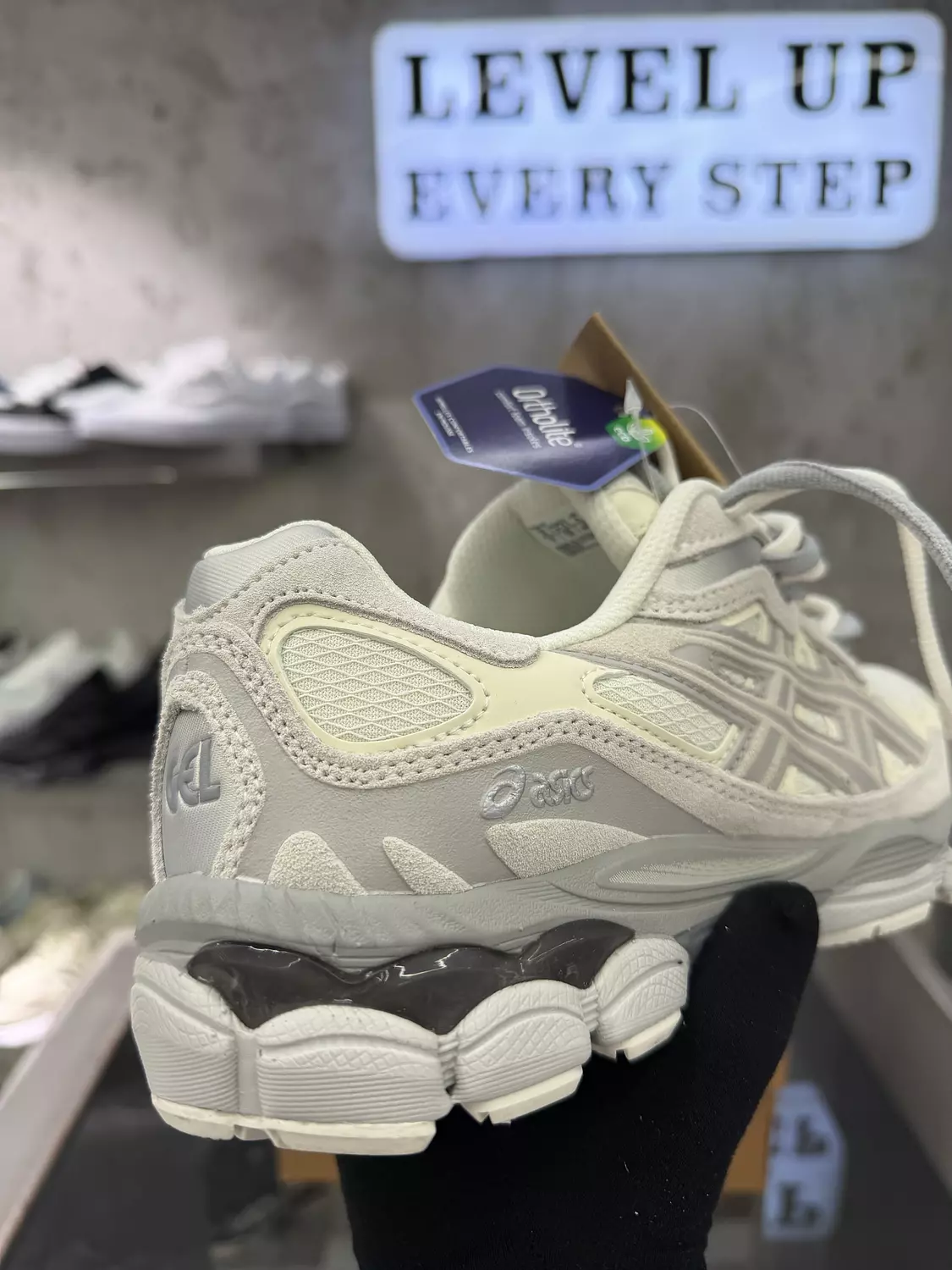Asics gel-NYC Cream/Cream 7