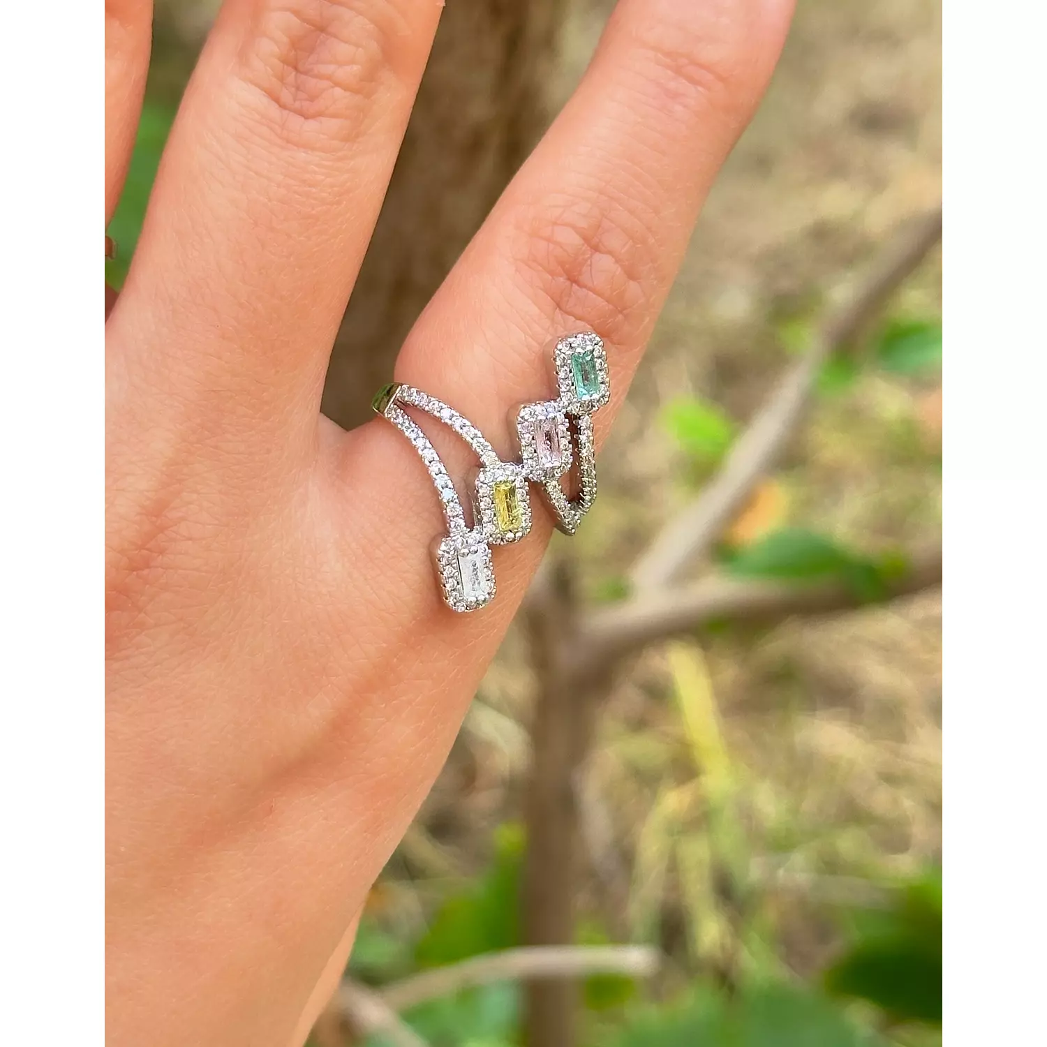 Four Rhinestone Ring  3