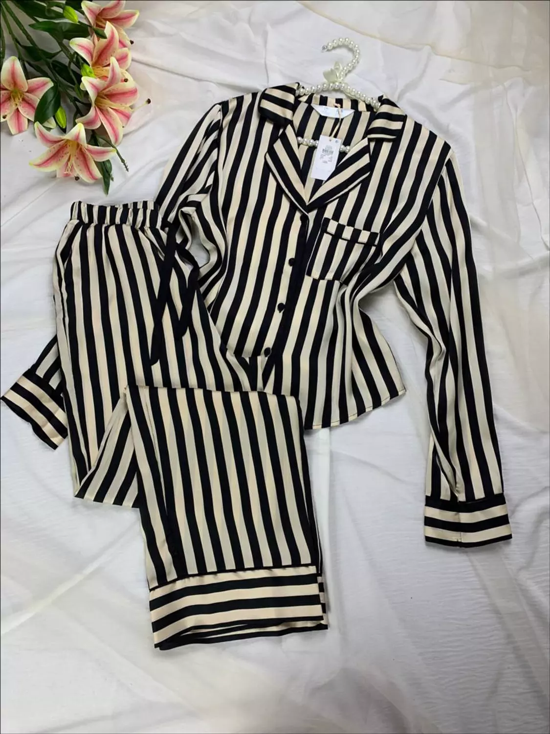 Elegant silky satin pijama set from primark uk   Size xxs fit xs 45:50 k    image