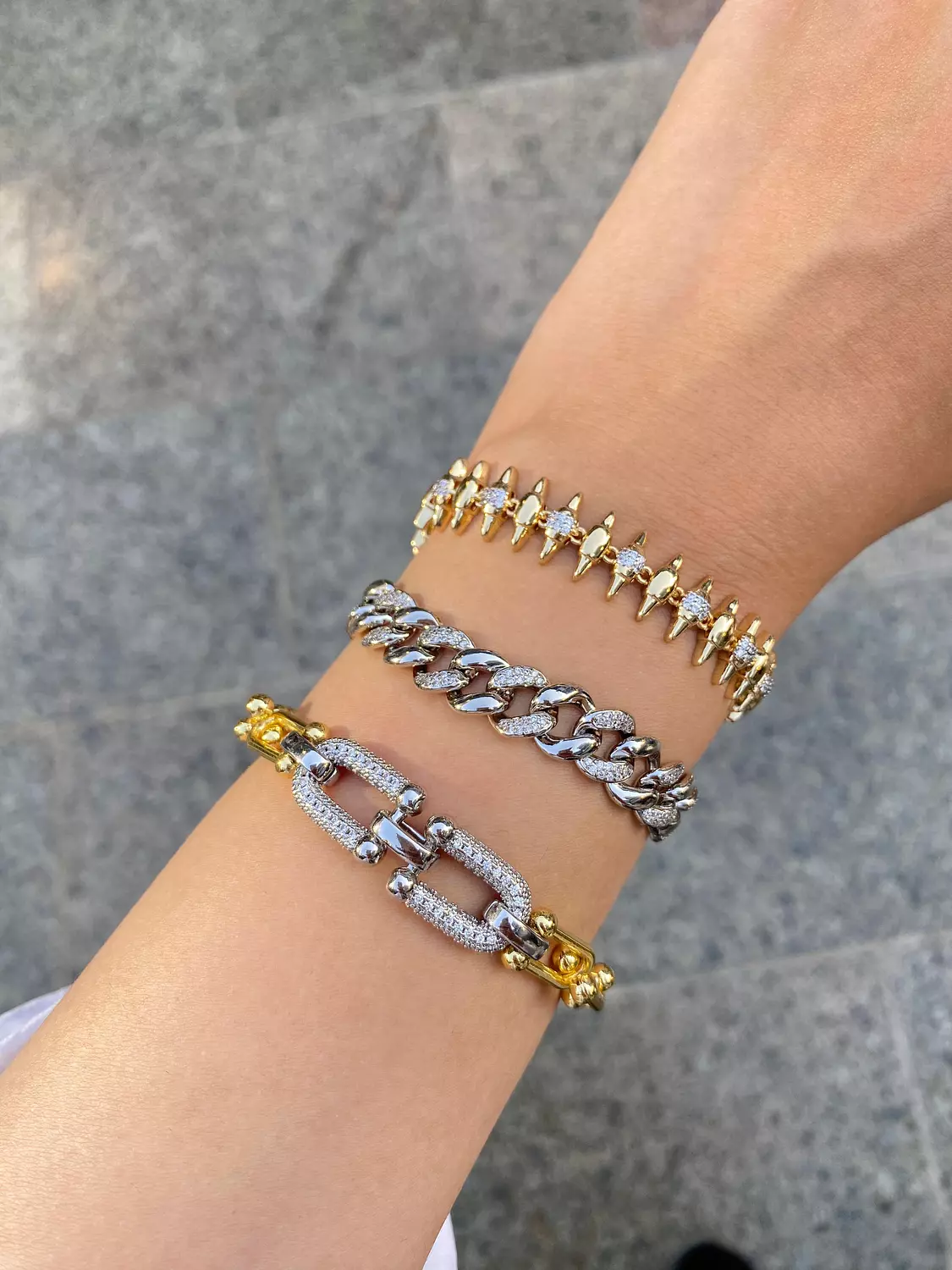 Nivra Bracelets image