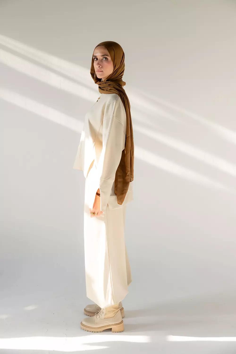 Relaxed Oysho Set in Beige 8