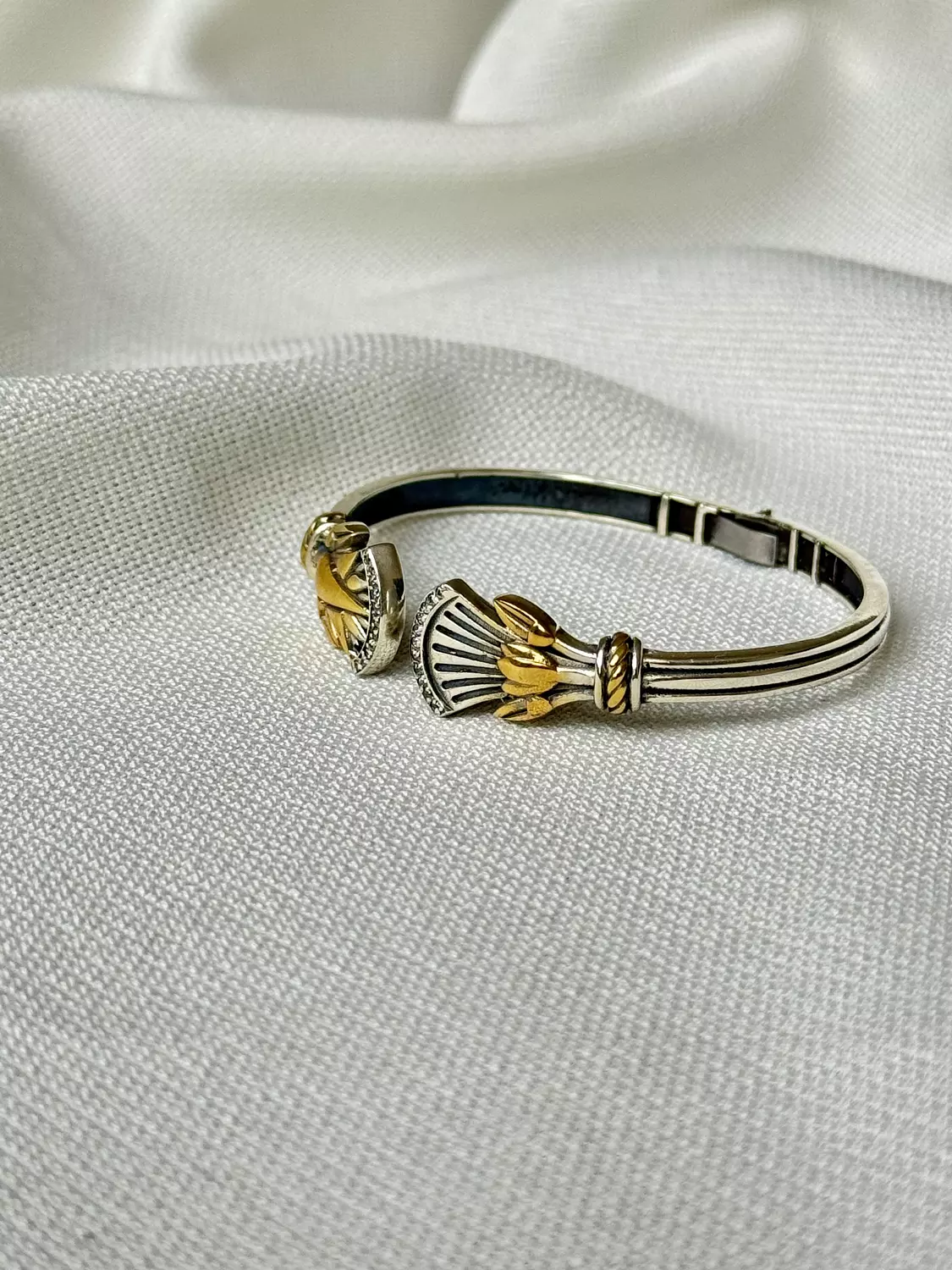 Lotus Bangle 2