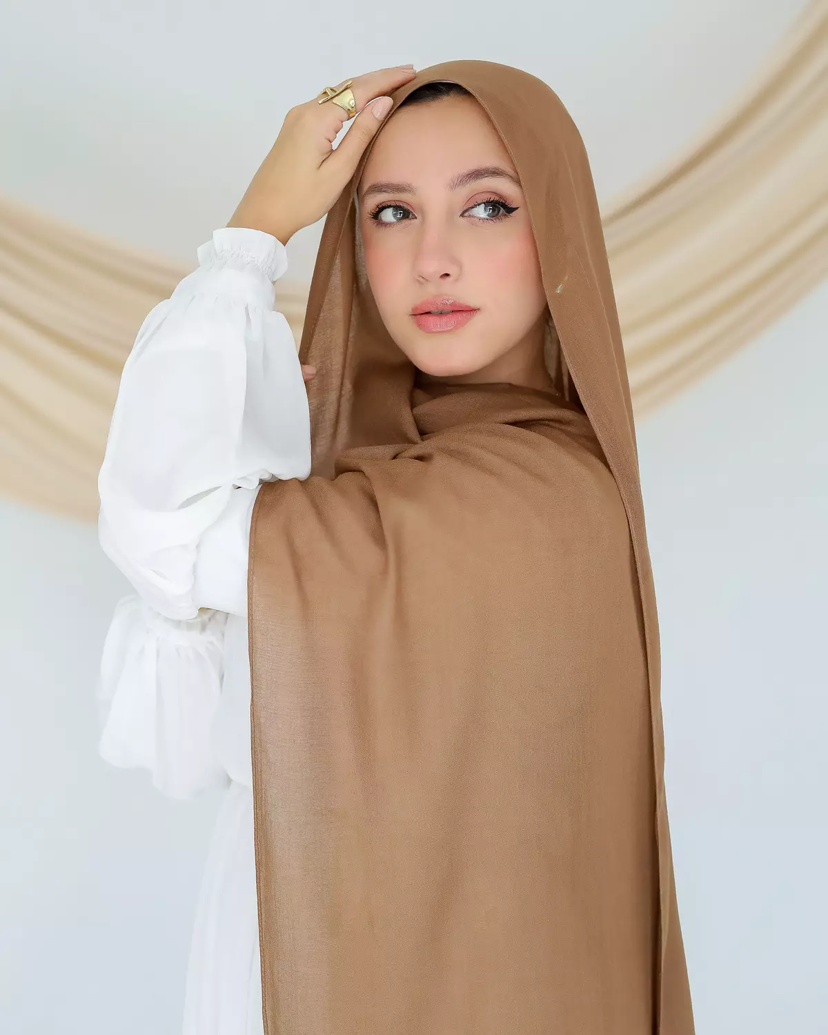 Caramel Linen 2