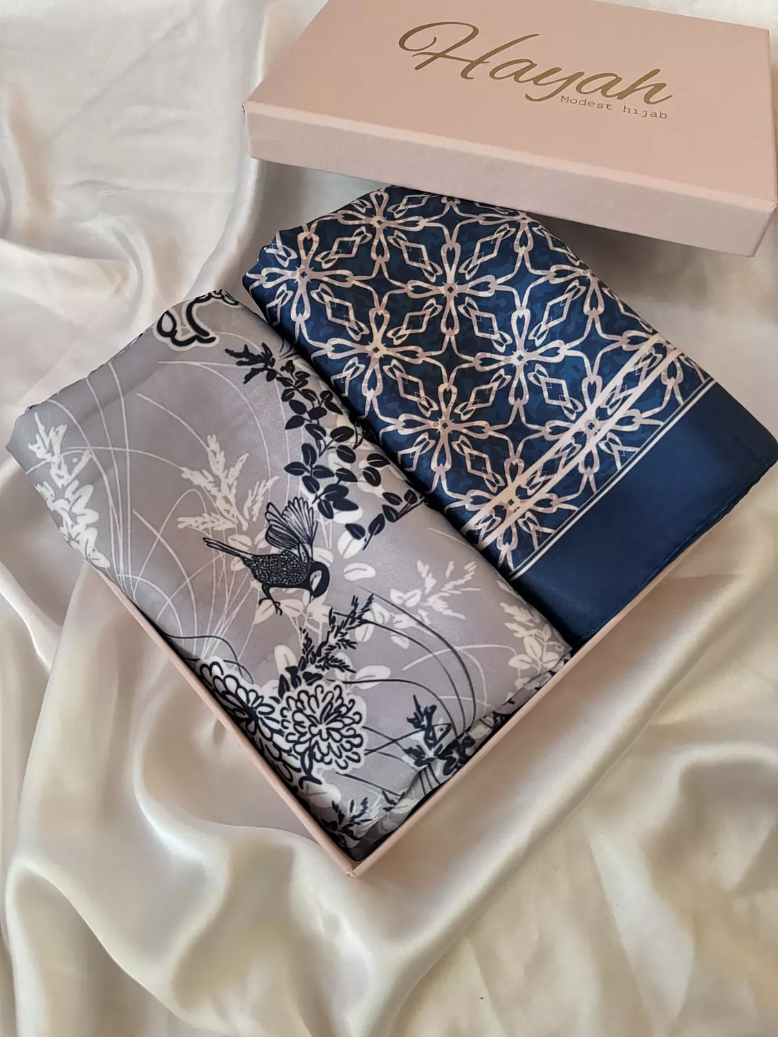 Fairy bird, golden elegance satin bundle image